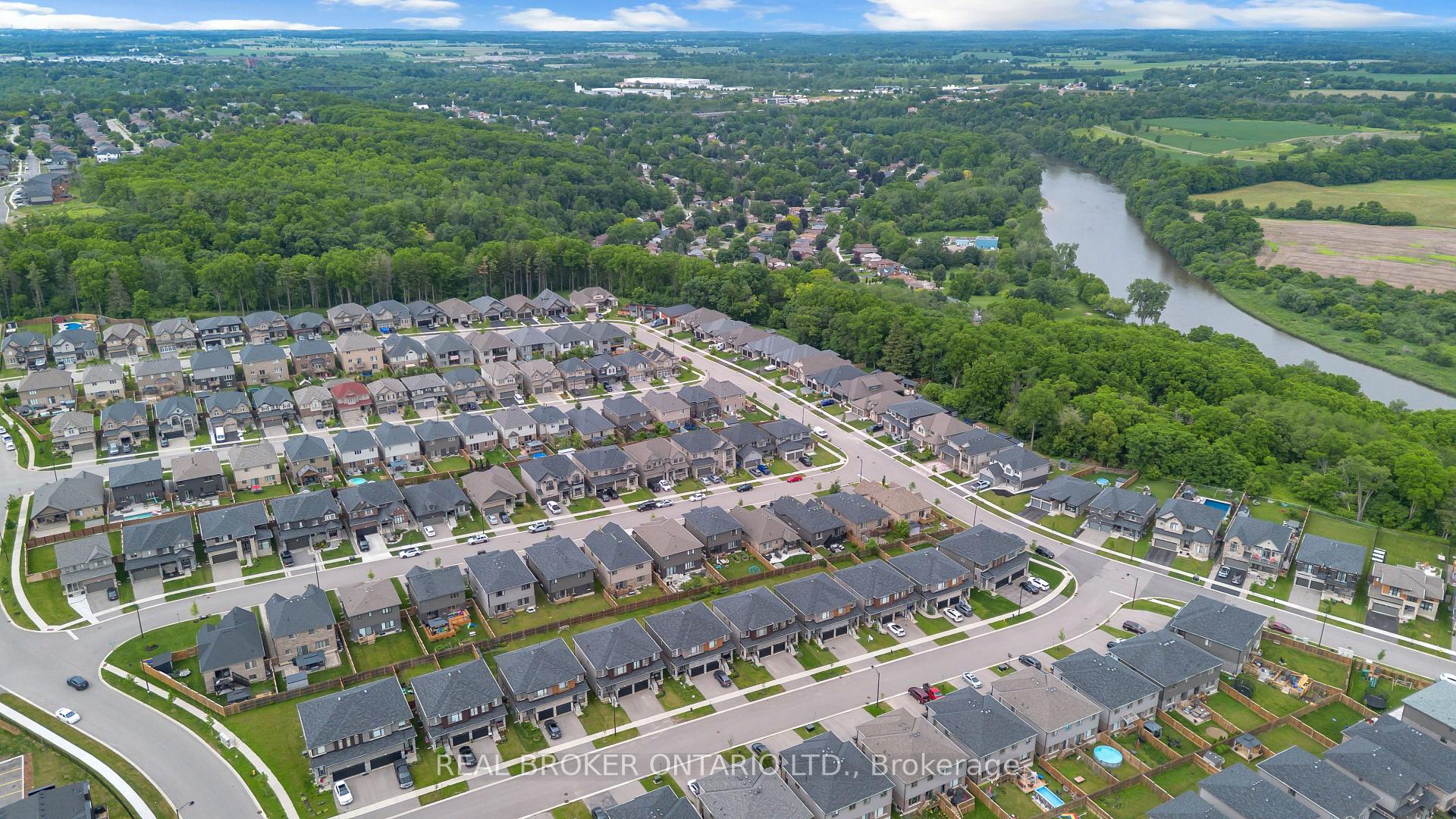 Photo 42 of 26 Baker Lane, Brant, Paris — HOMEH