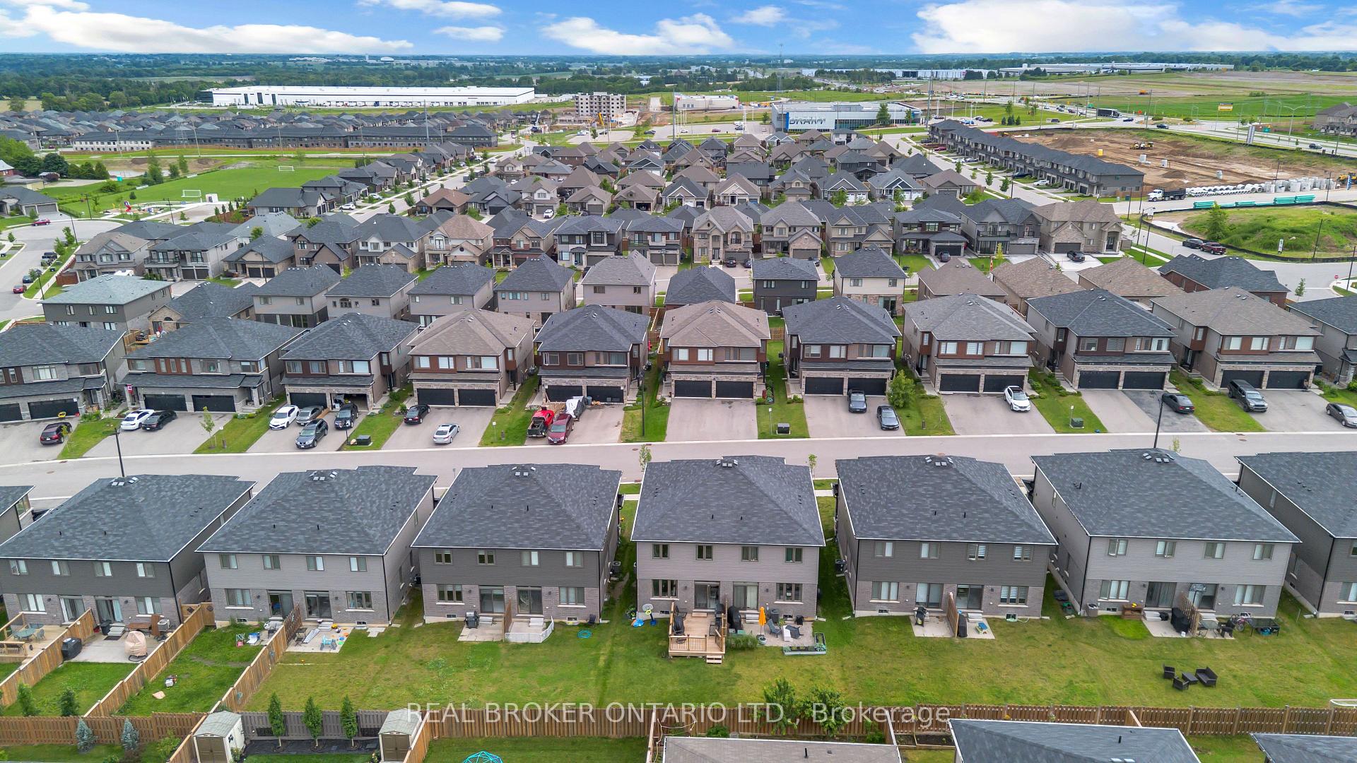 Photo 46 of 26 Baker Lane, Brant, Paris — HOMEH