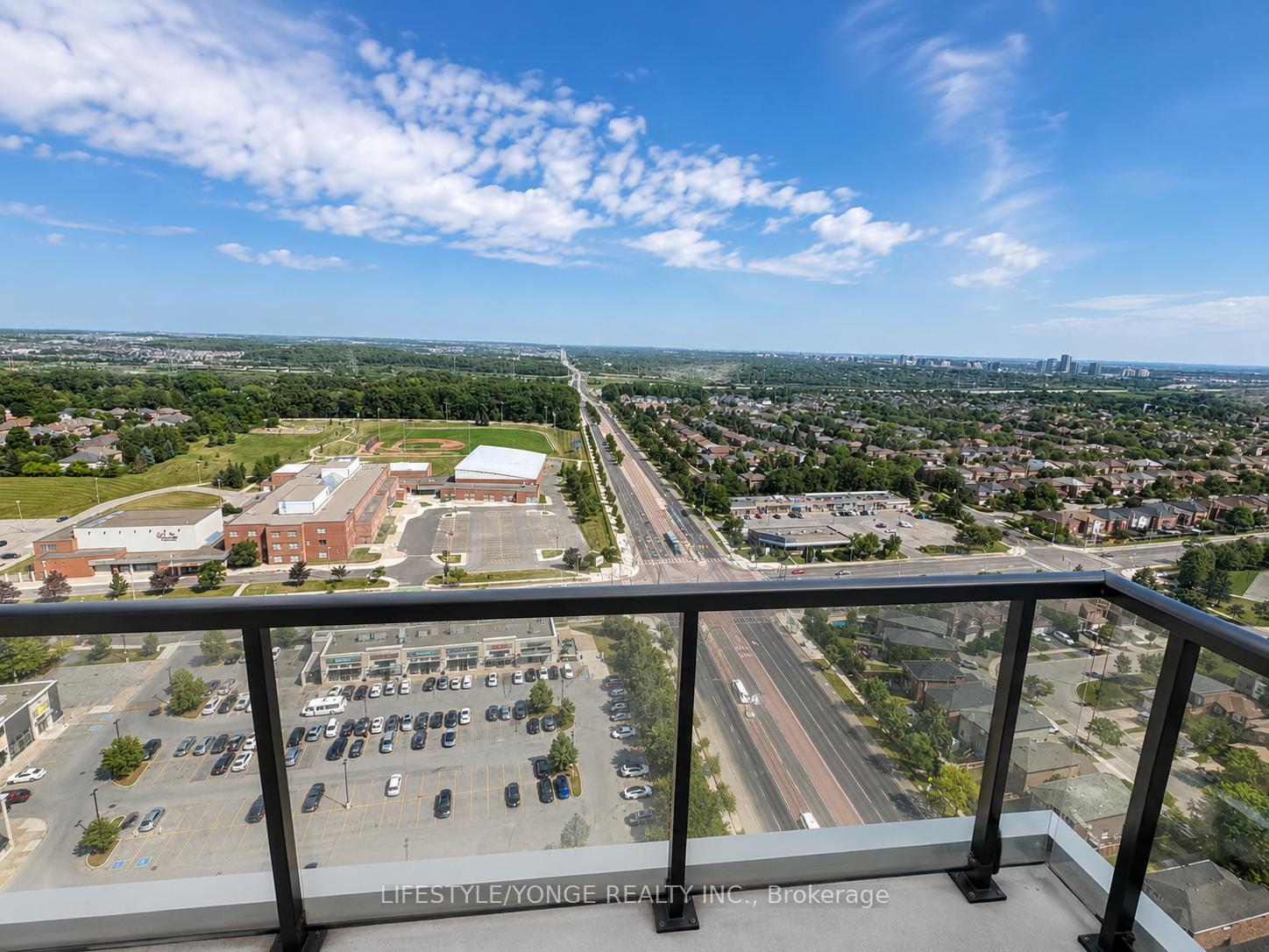 Photo 9 of Unit B-2403, 7950 Bathurst Street, Vaughan, Beverley Glen — HOMEH