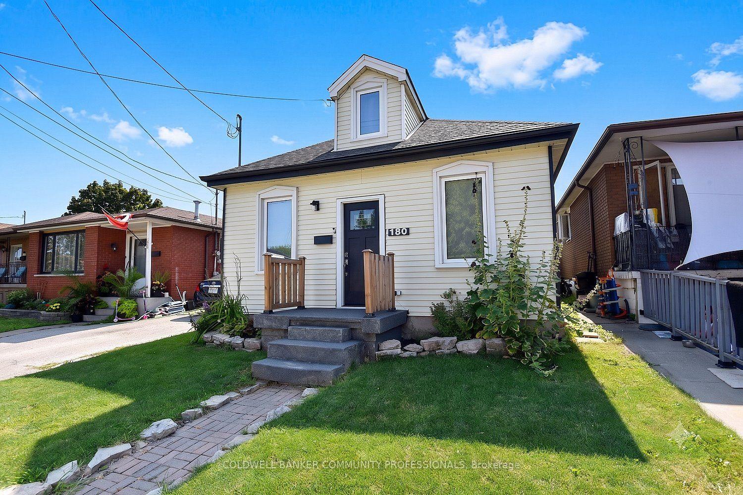 Photo 2 of 180 Province Street N, Hamilton, Crown Point — HOMEH
