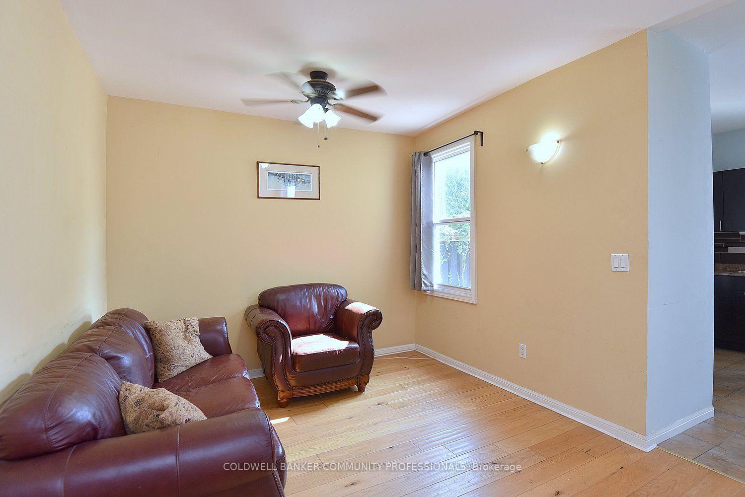 Photo 7 of 180 Province Street N, Hamilton, Crown Point — HOMEH