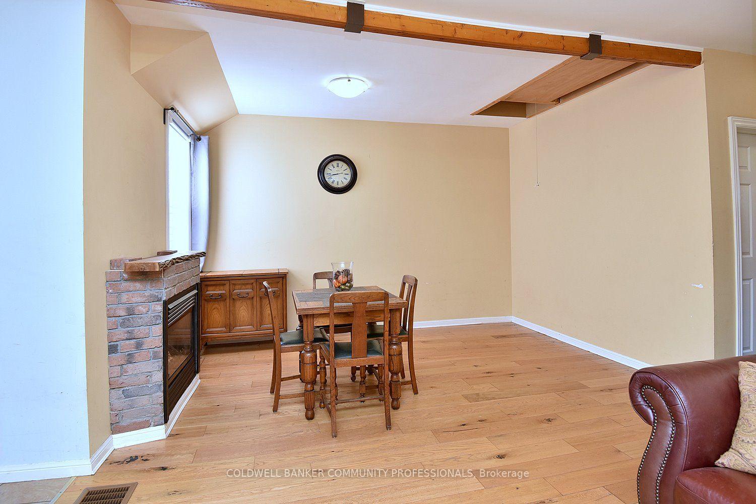 Photo 11 of 180 Province Street N, Hamilton, Crown Point — HOMEH