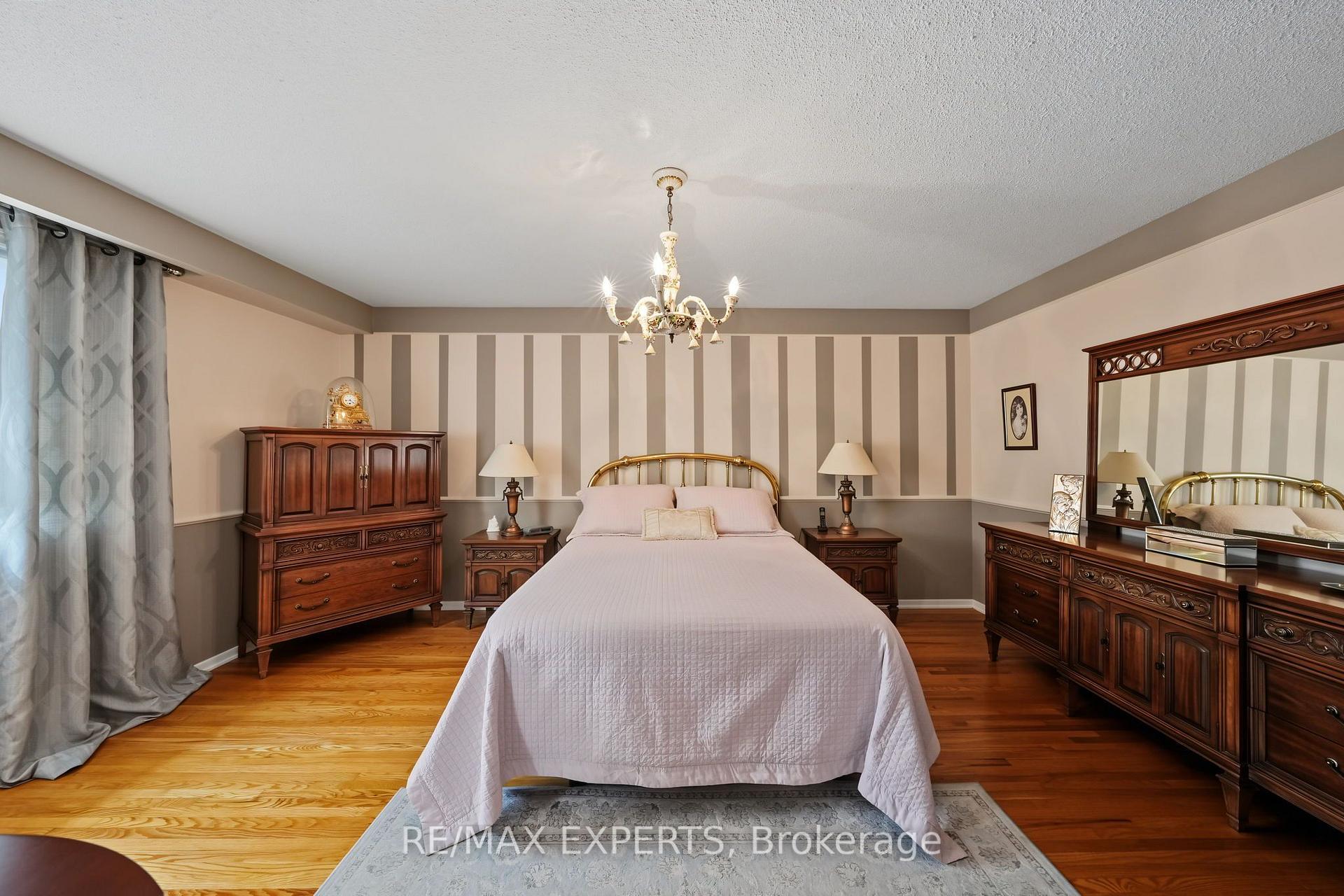 Photo 19 of 2387 Chilsworthy Avenue, Mississauga, Cooksville — HOMEH