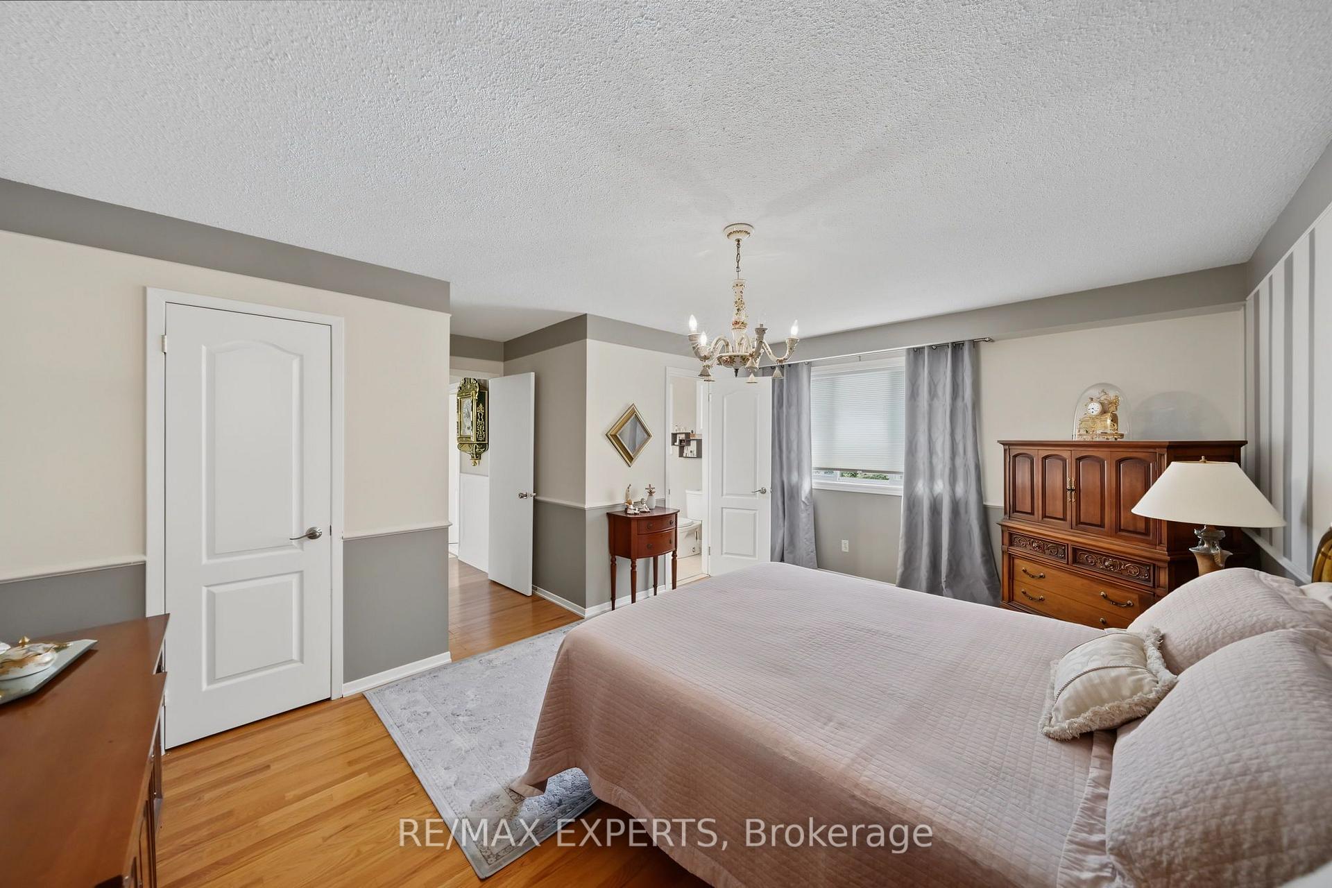 Photo 20 of 2387 Chilsworthy Avenue, Mississauga, Cooksville — HOMEH