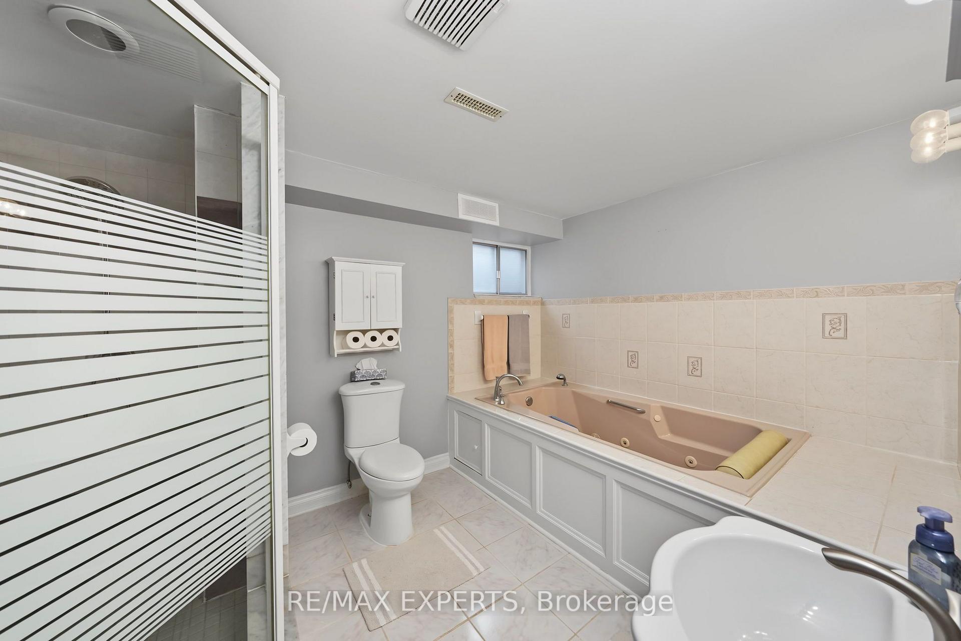 Photo 30 of 2387 Chilsworthy Avenue, Mississauga, Cooksville — HOMEH