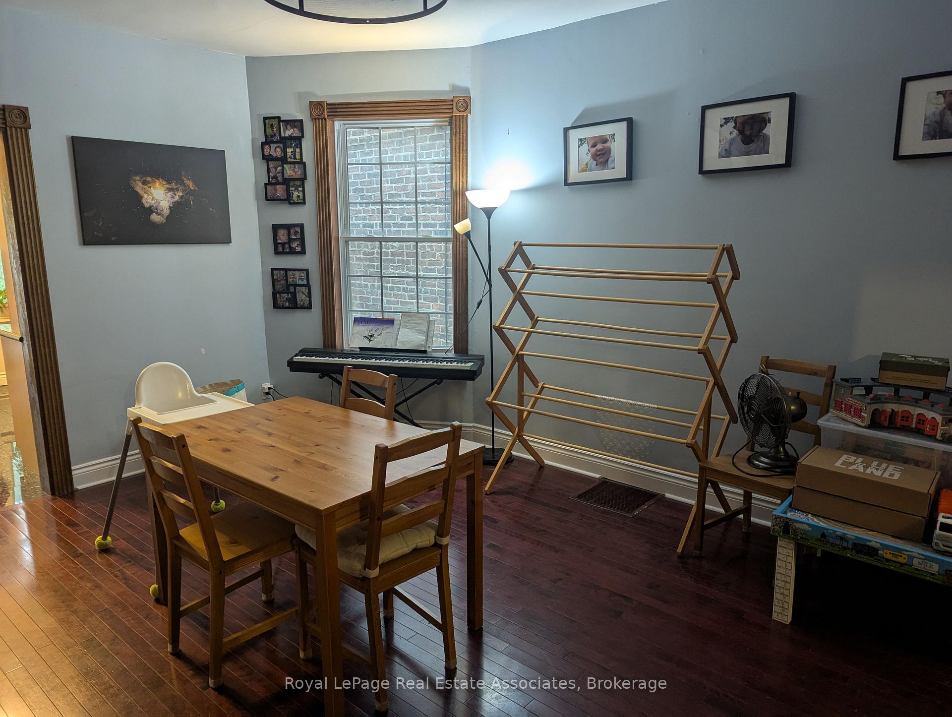 Photo 3 of Unit Mn&2nd, 52 Ashdale Avenue, Toronto, Greenwood-Coxwell — HOMEH