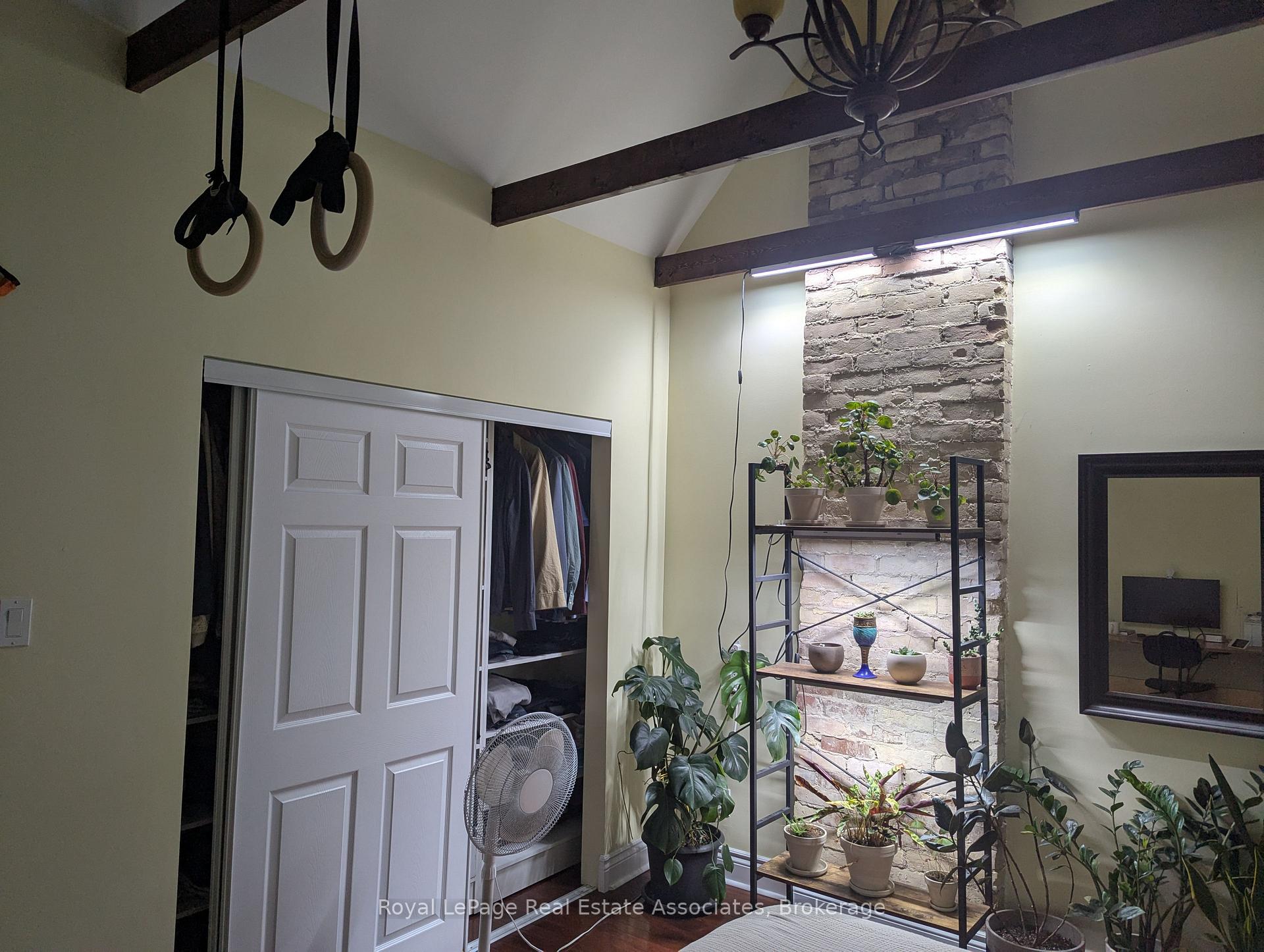 Photo 13 of Unit Mn&2nd, 52 Ashdale Avenue, Toronto, Greenwood-Coxwell — HOMEH