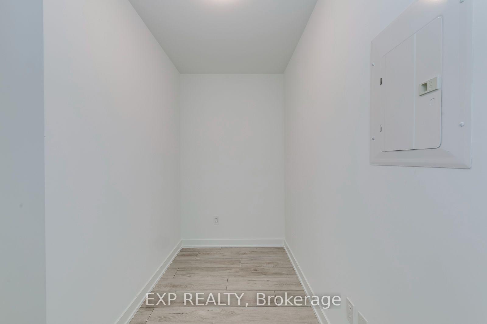 Photo 21 of Unit 1605, 1035 Southdown Road, Mississauga, Clarkson — HOMEH