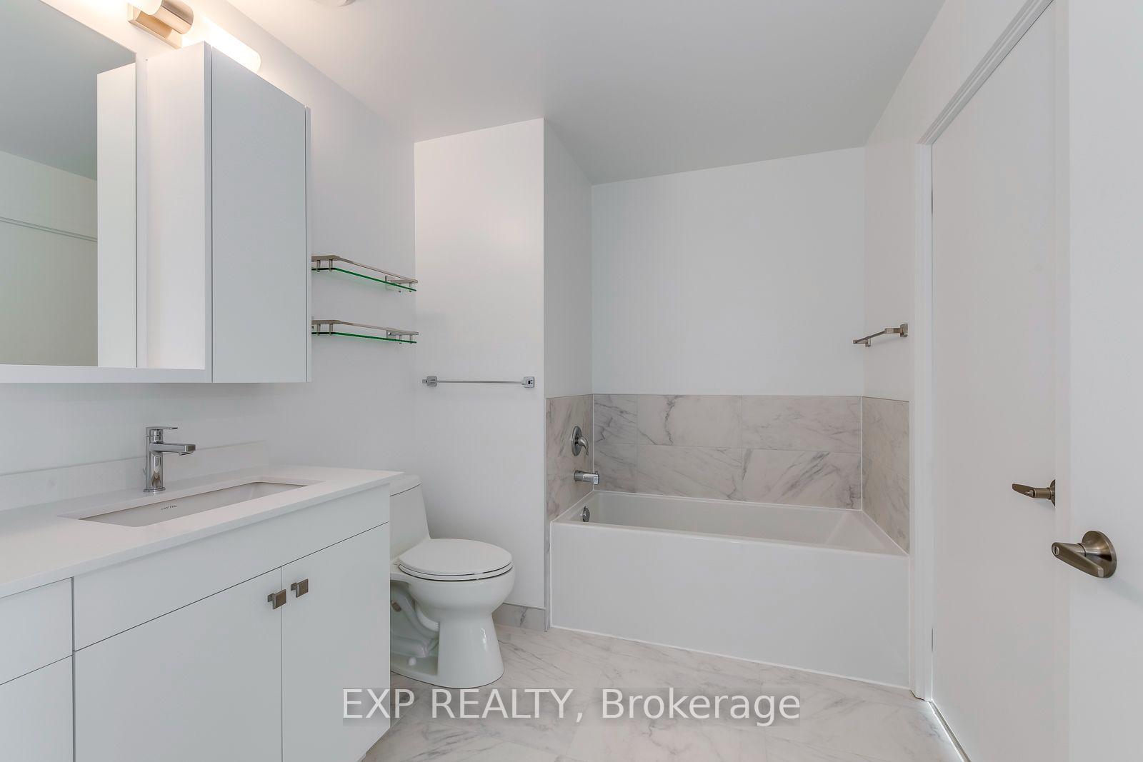 Photo 23 of Unit 1605, 1035 Southdown Road, Mississauga, Clarkson — HOMEH