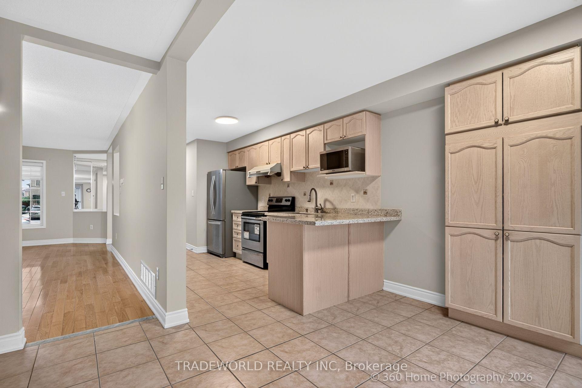 Photo 13 of 5968 Gant Crescent, Mississauga, East Credit — HOMEH