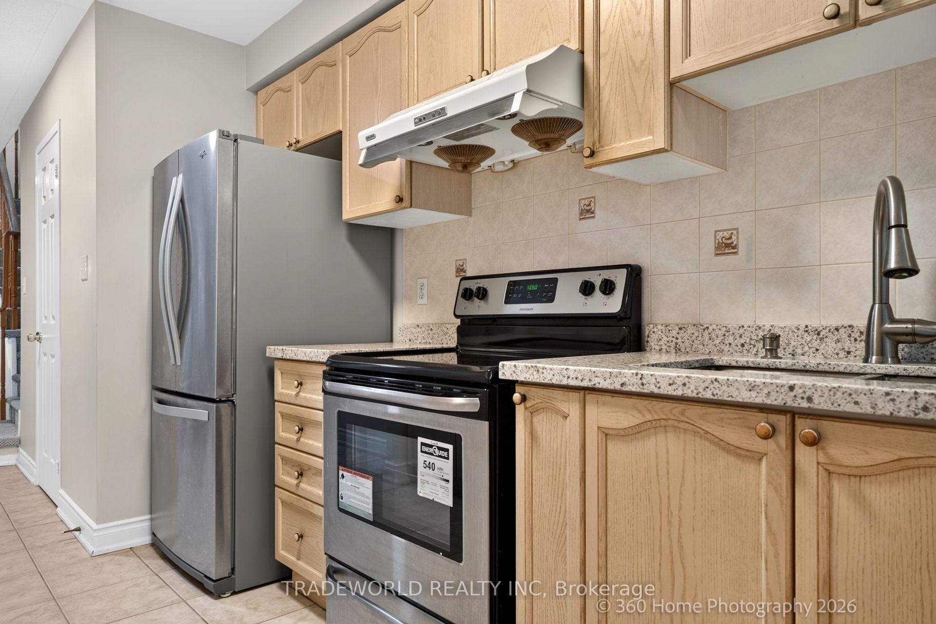 Photo 14 of 5968 Gant Crescent, Mississauga, East Credit — HOMEH