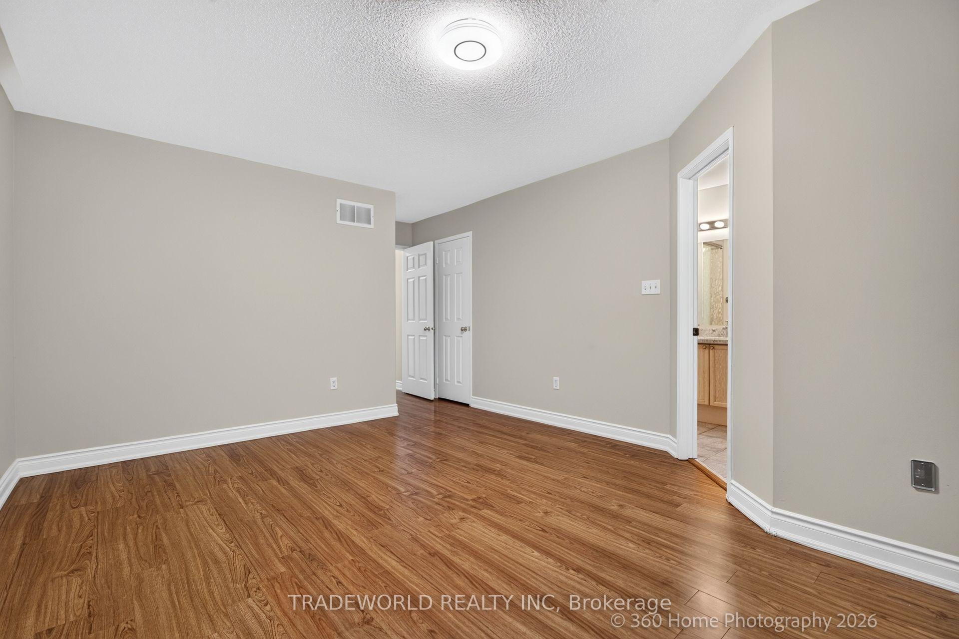 Photo 16 of 5968 Gant Crescent, Mississauga, East Credit — HOMEH