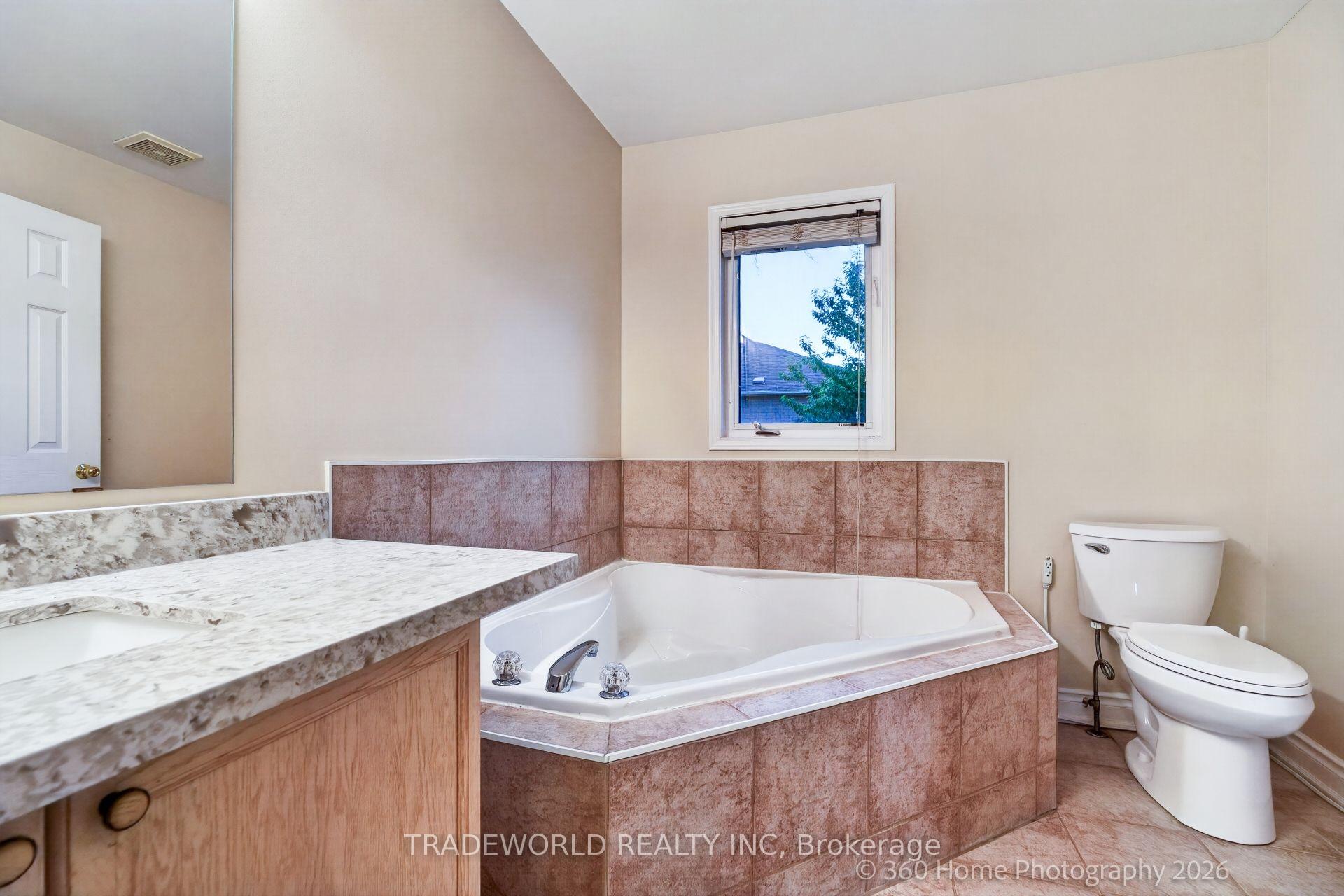 Photo 26 of 5968 Gant Crescent, Mississauga, East Credit — HOMEH