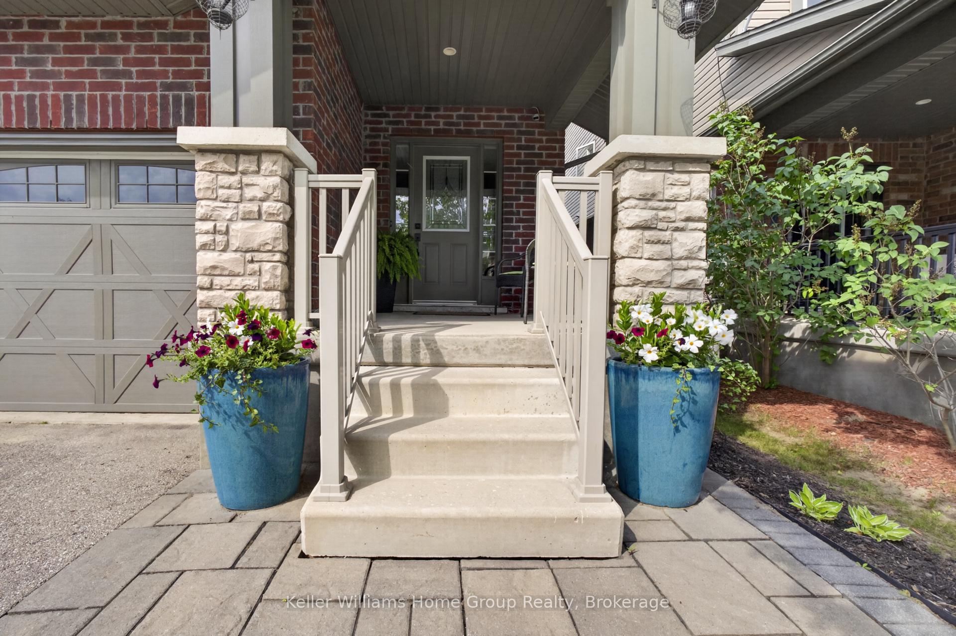 Photo 3 of 306 Colonial Drive, Guelph, Pineridge/Westminster Woods — HOMEH