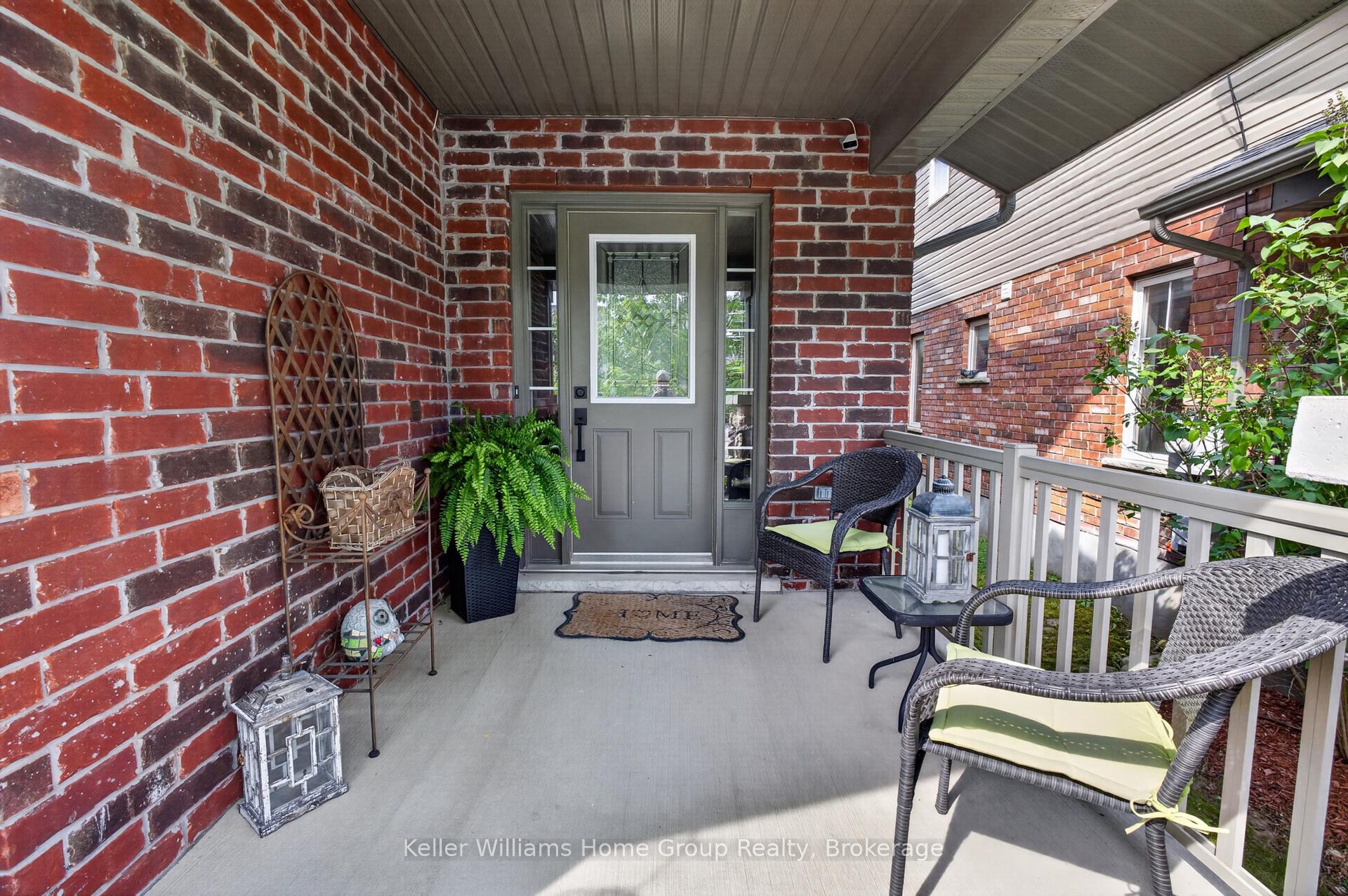 Photo 4 of 306 Colonial Drive, Guelph, Pineridge/Westminster Woods — HOMEH