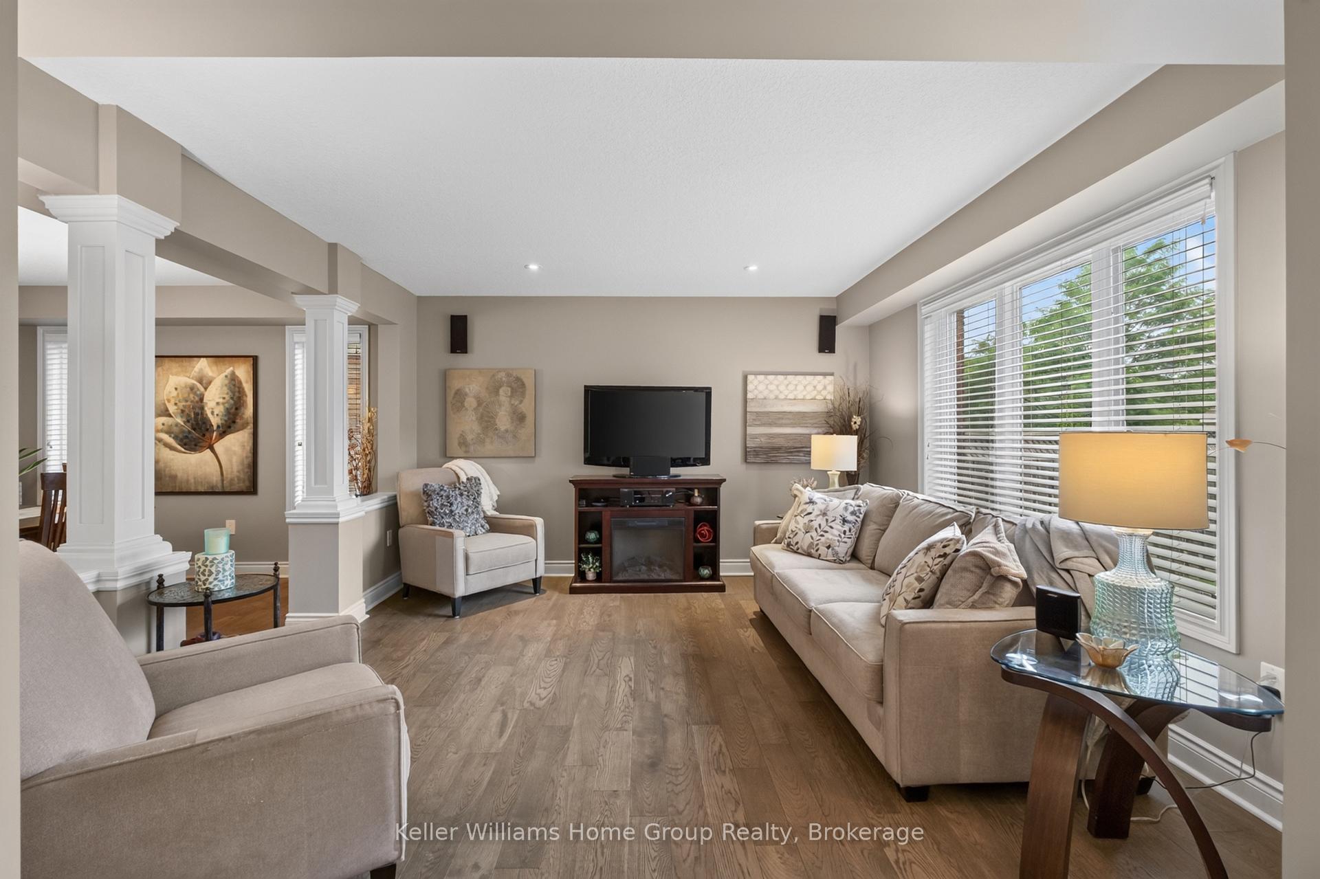 Photo 16 of 306 Colonial Drive, Guelph, Pineridge/Westminster Woods — HOMEH