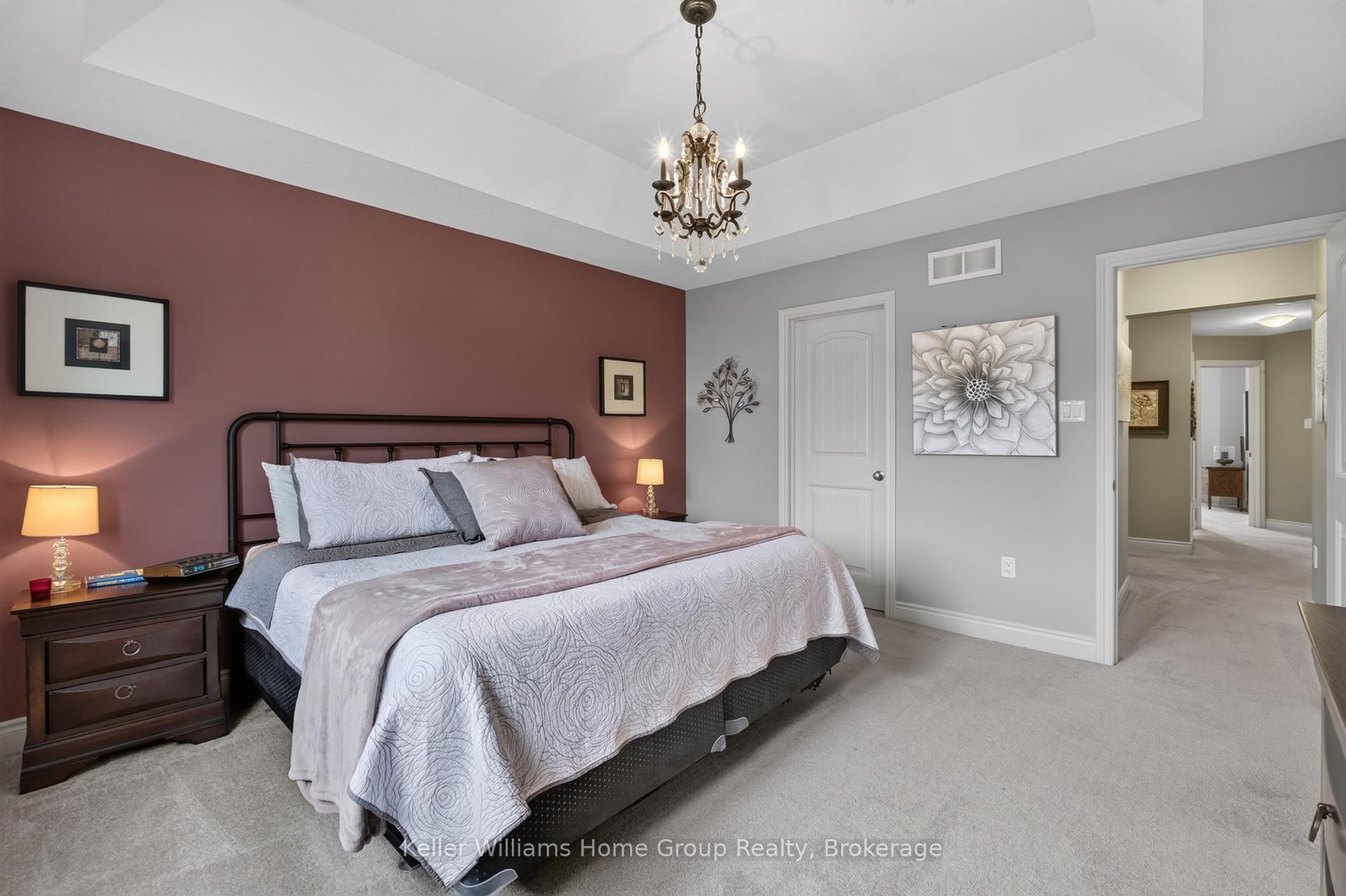 Photo 23 of 306 Colonial Drive, Guelph, Pineridge/Westminster Woods — HOMEH