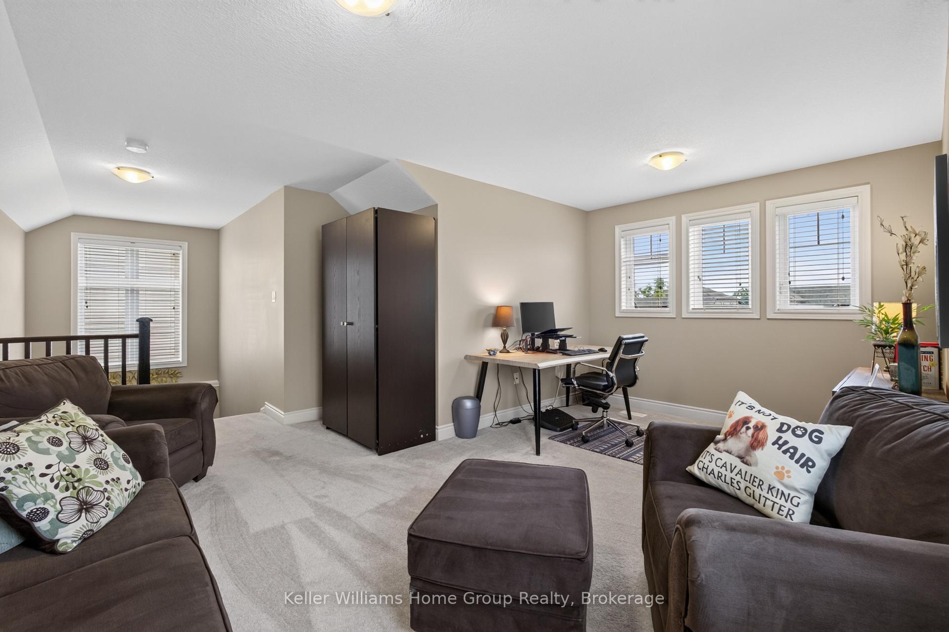 Photo 32 of 306 Colonial Drive, Guelph, Pineridge/Westminster Woods — HOMEH