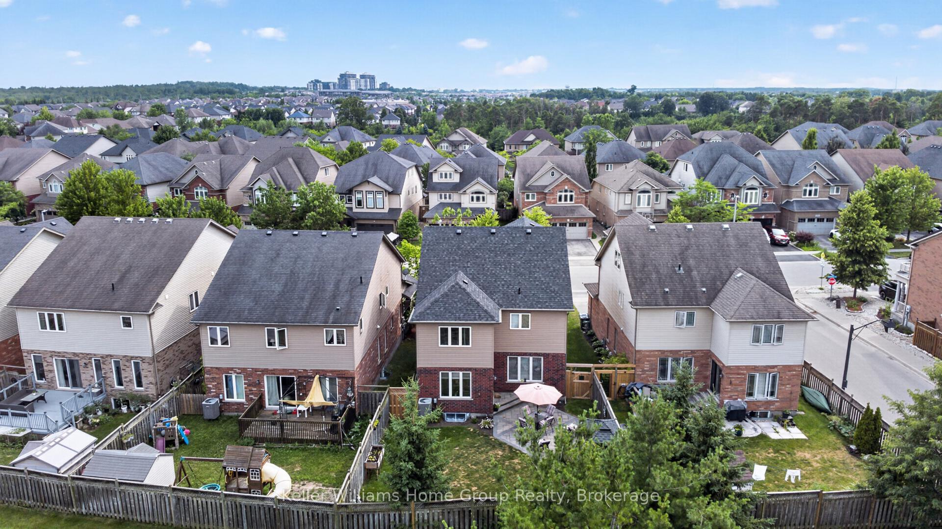 Photo 46 of 306 Colonial Drive, Guelph, Pineridge/Westminster Woods — HOMEH