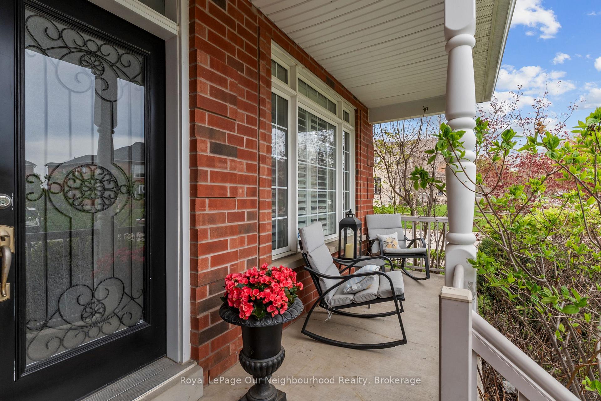 Photo 2 of 38 Vineyard Avenue, Whitby, Williamsburg — HOMEH