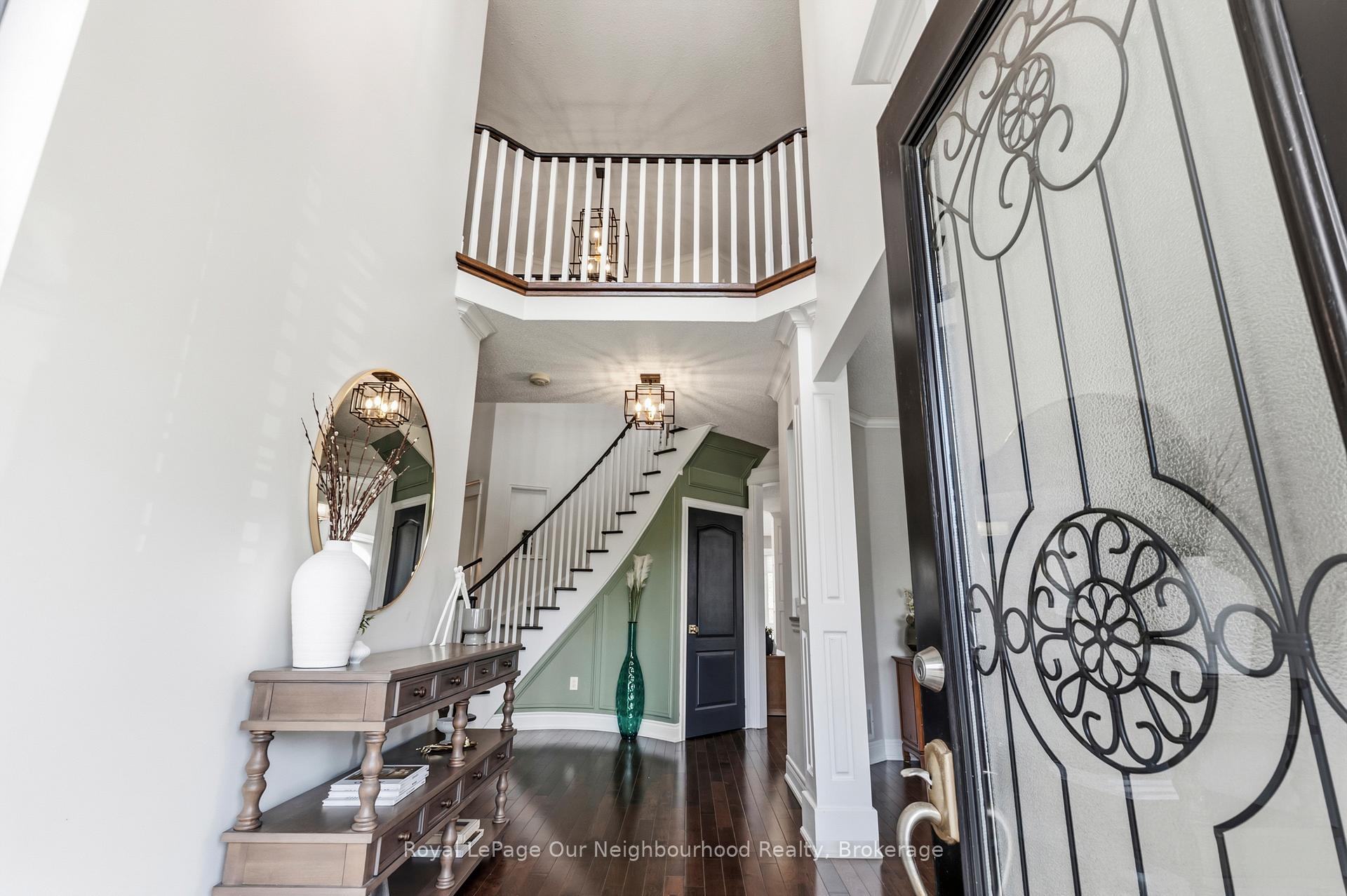 Photo 3 of 38 Vineyard Avenue, Whitby, Williamsburg — HOMEH