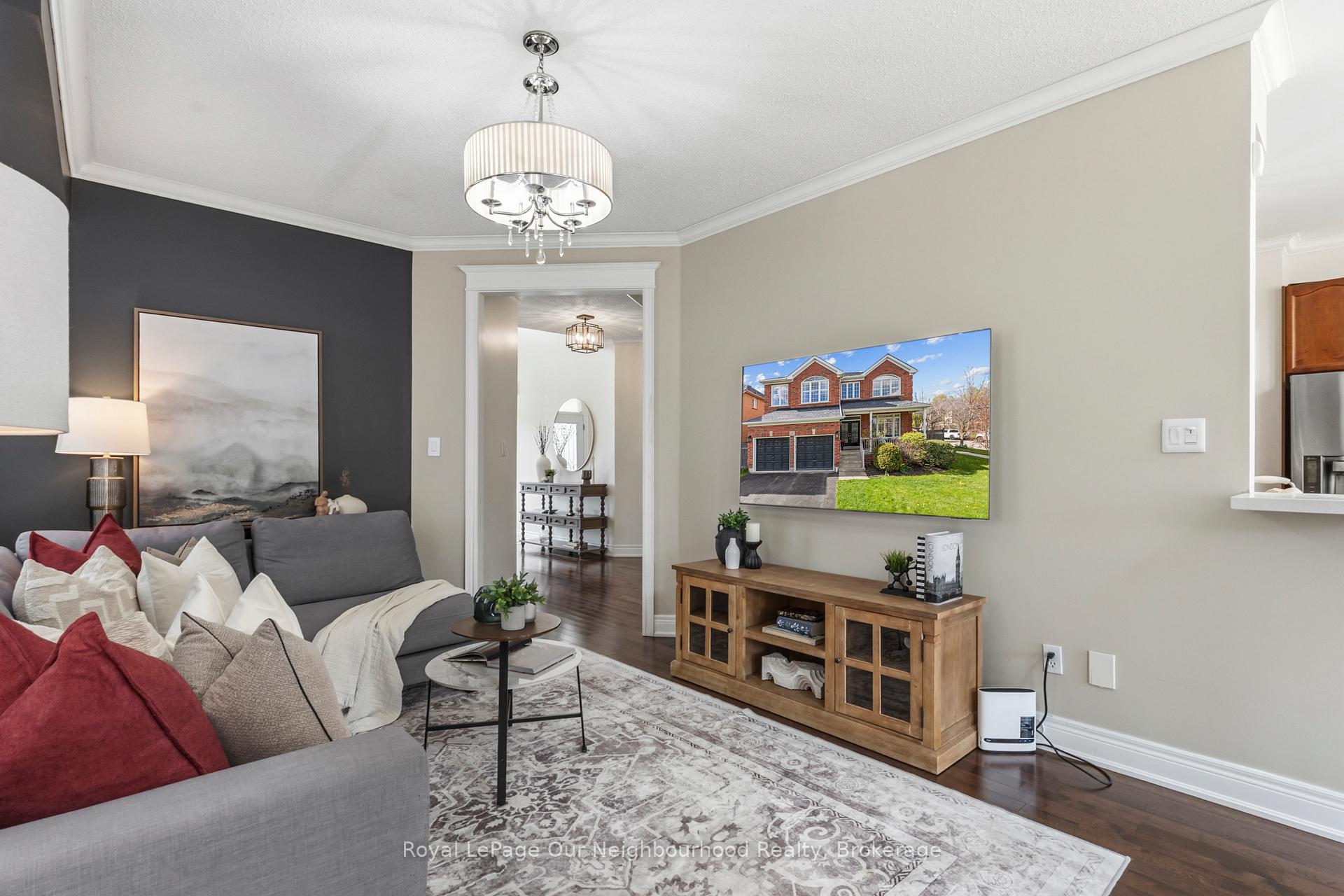 Photo 9 of 38 Vineyard Avenue, Whitby, Williamsburg — HOMEH