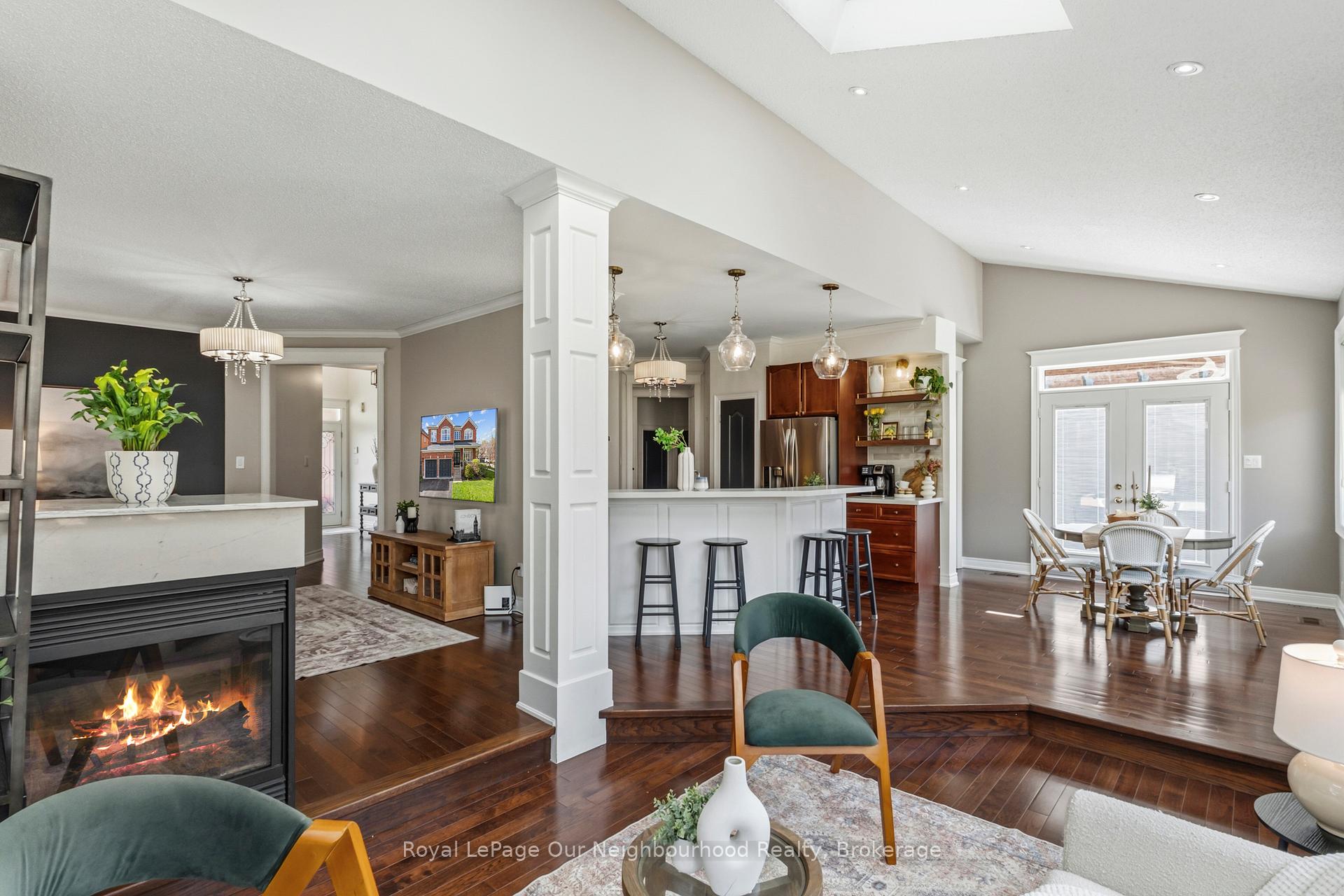 Photo 12 of 38 Vineyard Avenue, Whitby, Williamsburg — HOMEH