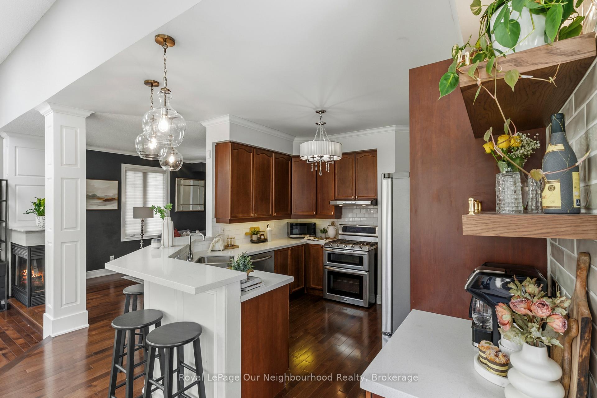 Photo 18 of 38 Vineyard Avenue, Whitby, Williamsburg — HOMEH