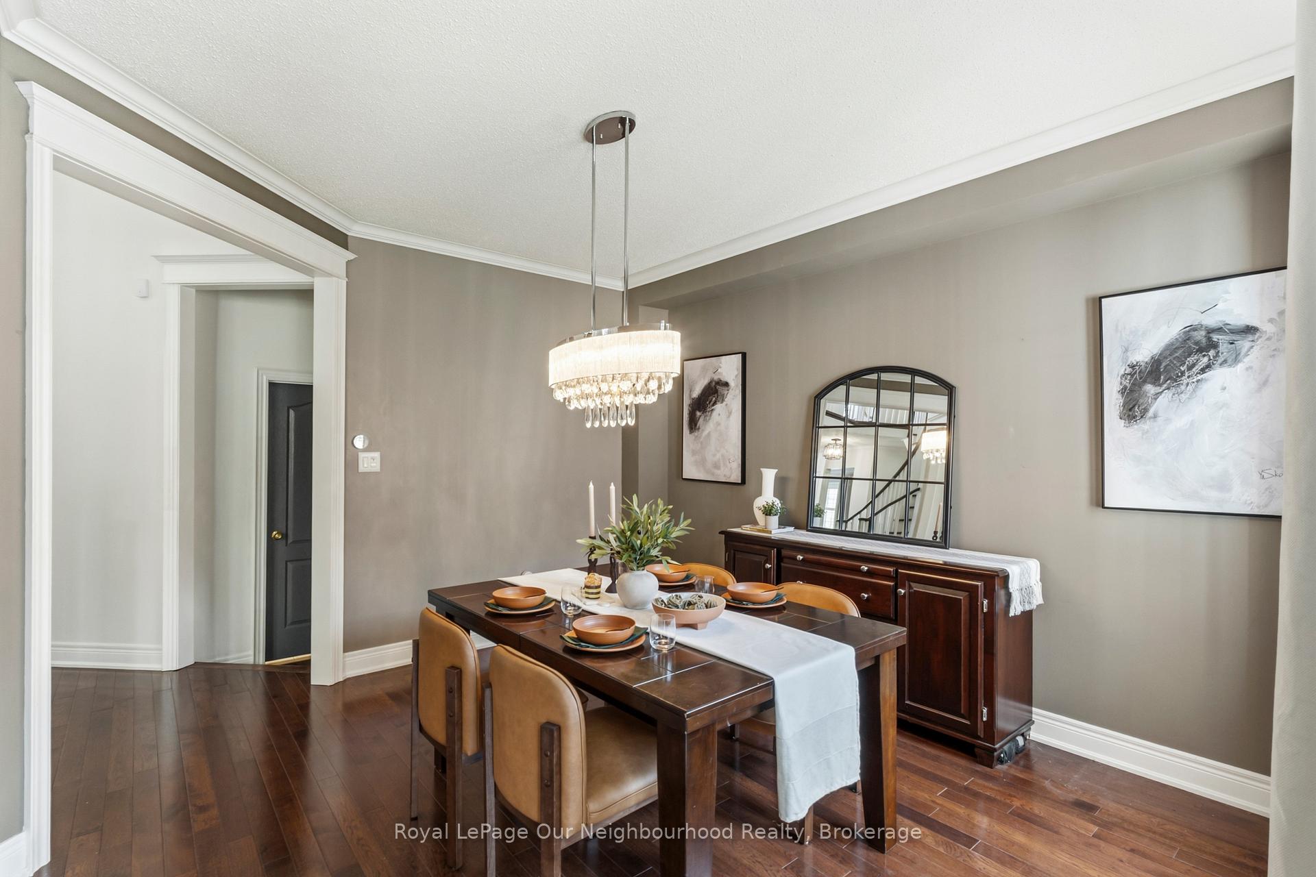 Photo 19 of 38 Vineyard Avenue, Whitby, Williamsburg — HOMEH