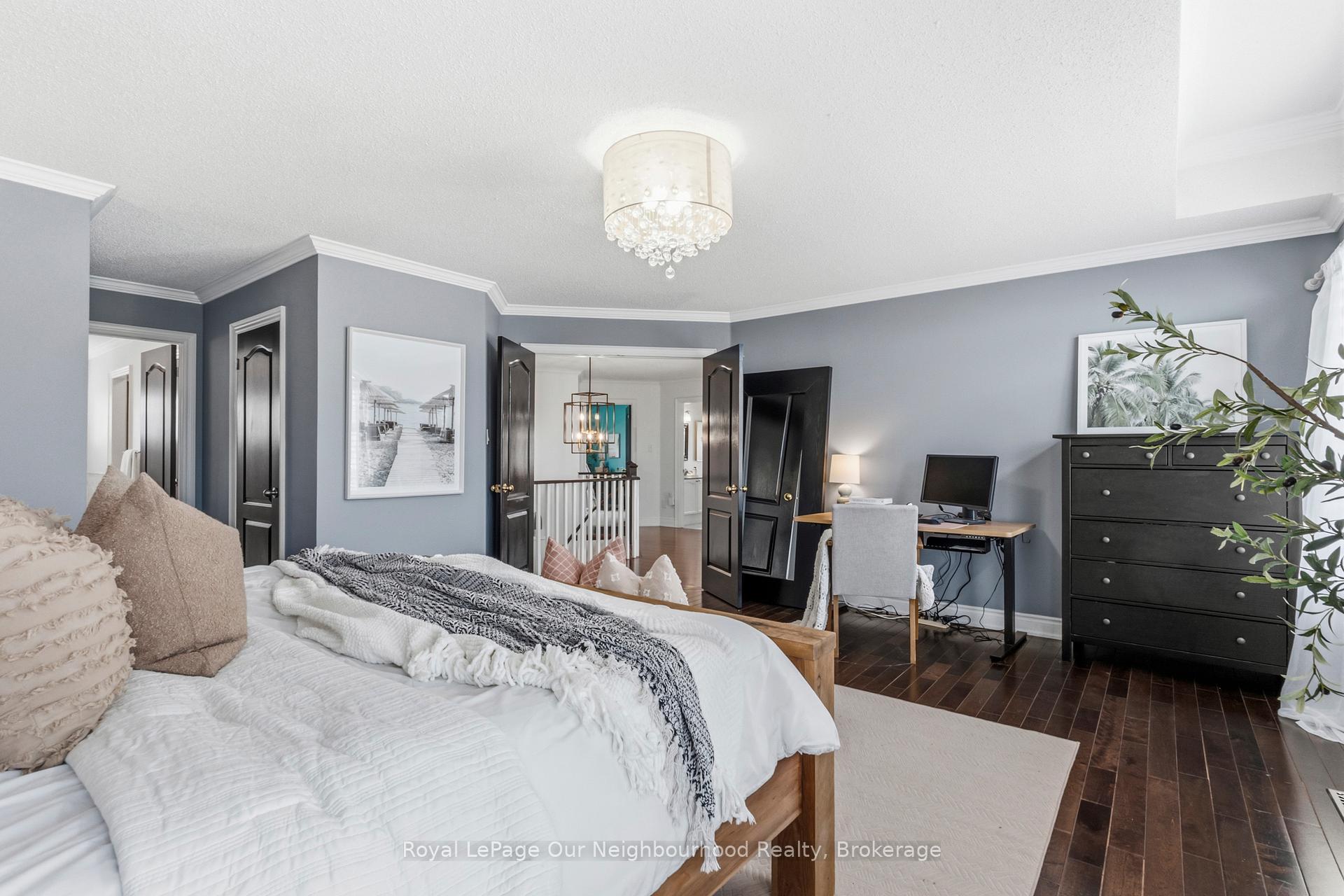 Photo 26 of 38 Vineyard Avenue, Whitby, Williamsburg — HOMEH