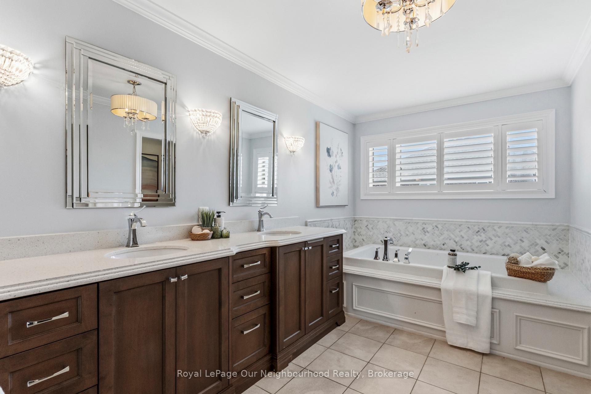 Photo 27 of 38 Vineyard Avenue, Whitby, Williamsburg — HOMEH