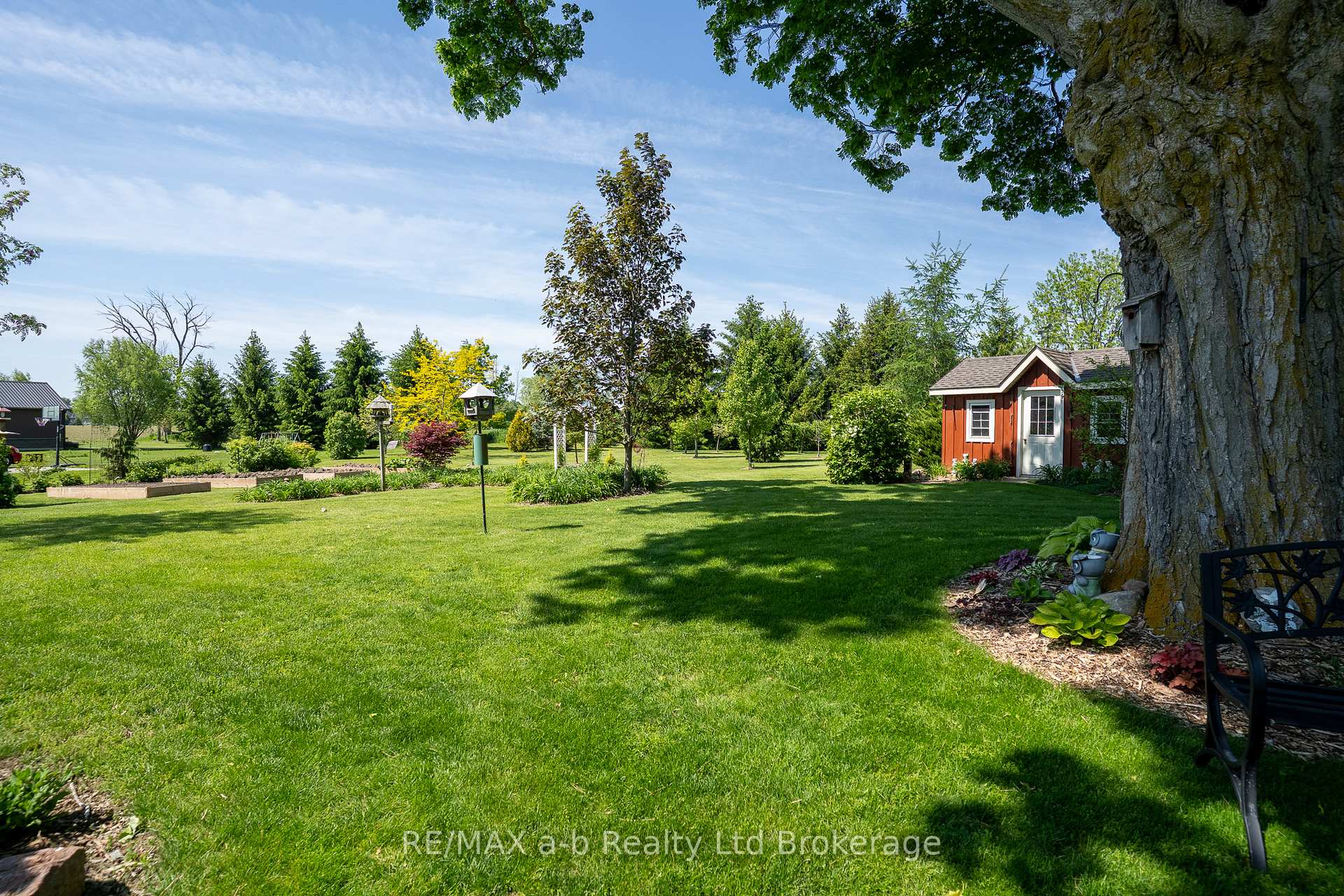 Photo 9 of 261 Middle Townline Road, Brant, Burford — HOMEH