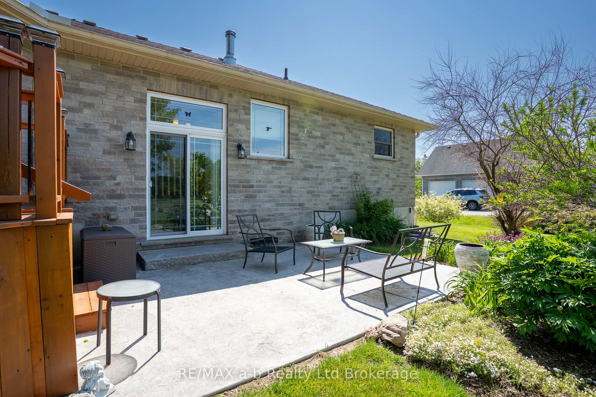 Photo 10 of 261 Middle Townline Road, Brant, Burford — HOMEH