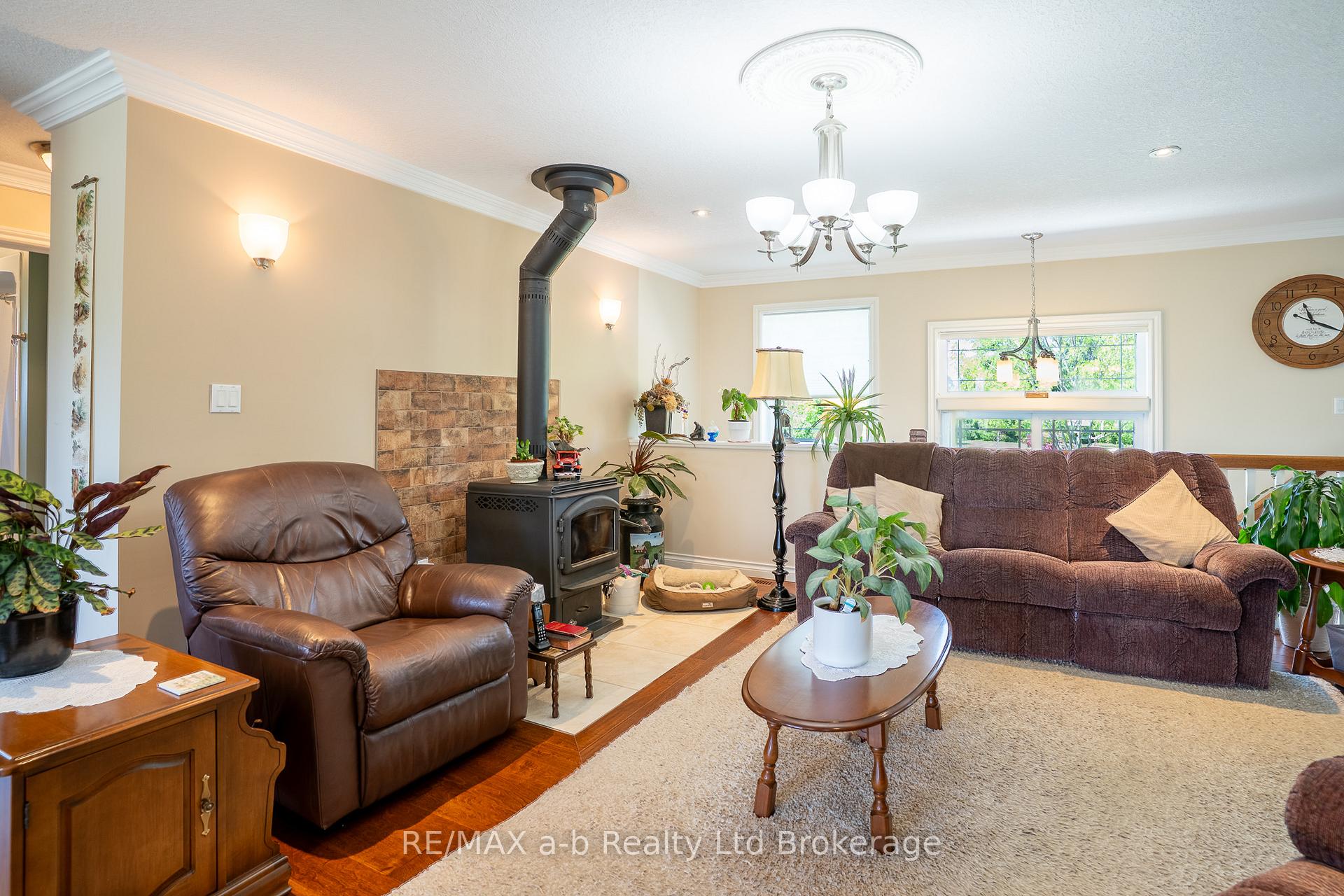 Photo 18 of 261 Middle Townline Road, Brant, Burford — HOMEH
