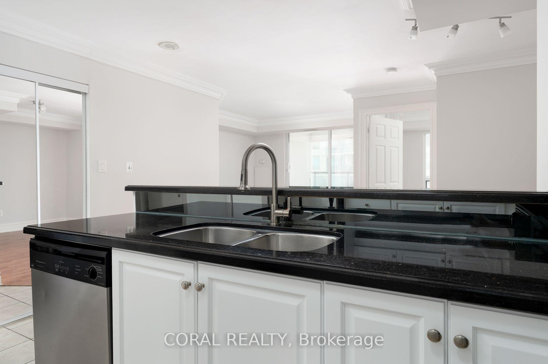 Photo 6 of Unit 509, 7 Lorraine Drive, North York, Willowdale West — HOMEH