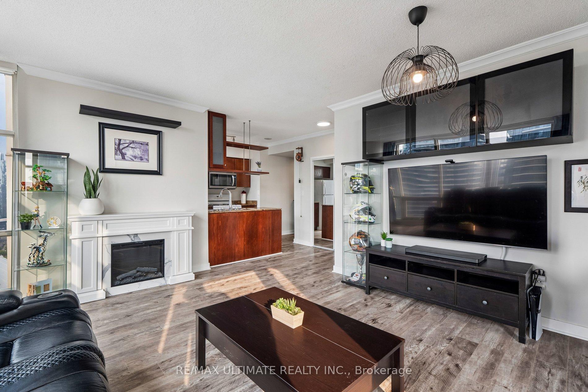Photo 13 of Unit 4003, 35 Mariner Terrace, Toronto, Waterfront Communities — HOMEH
