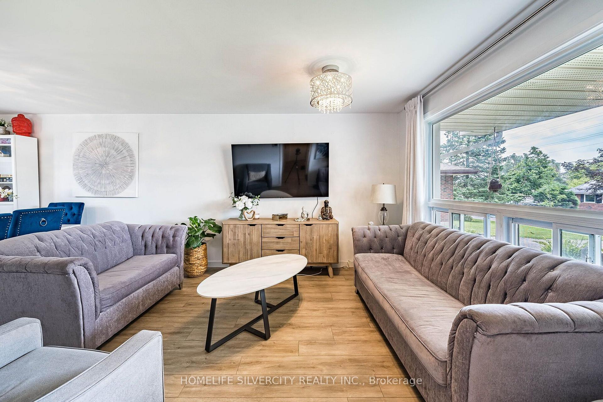 Photo 7 of 404 Andrew Street, Shelburne — HOMEH
