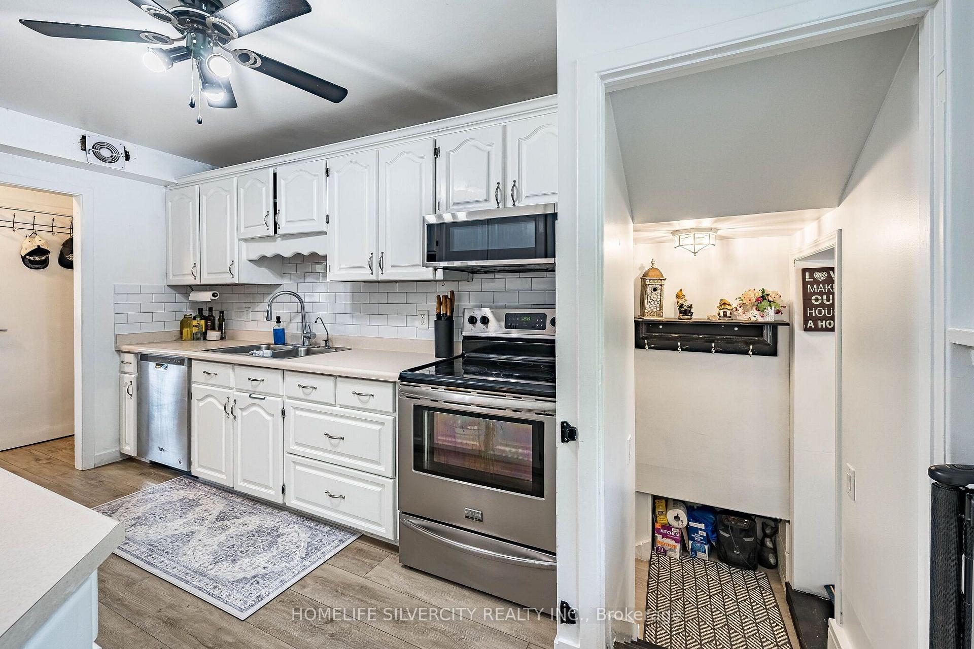 Photo 12 of 404 Andrew Street, Shelburne — HOMEH