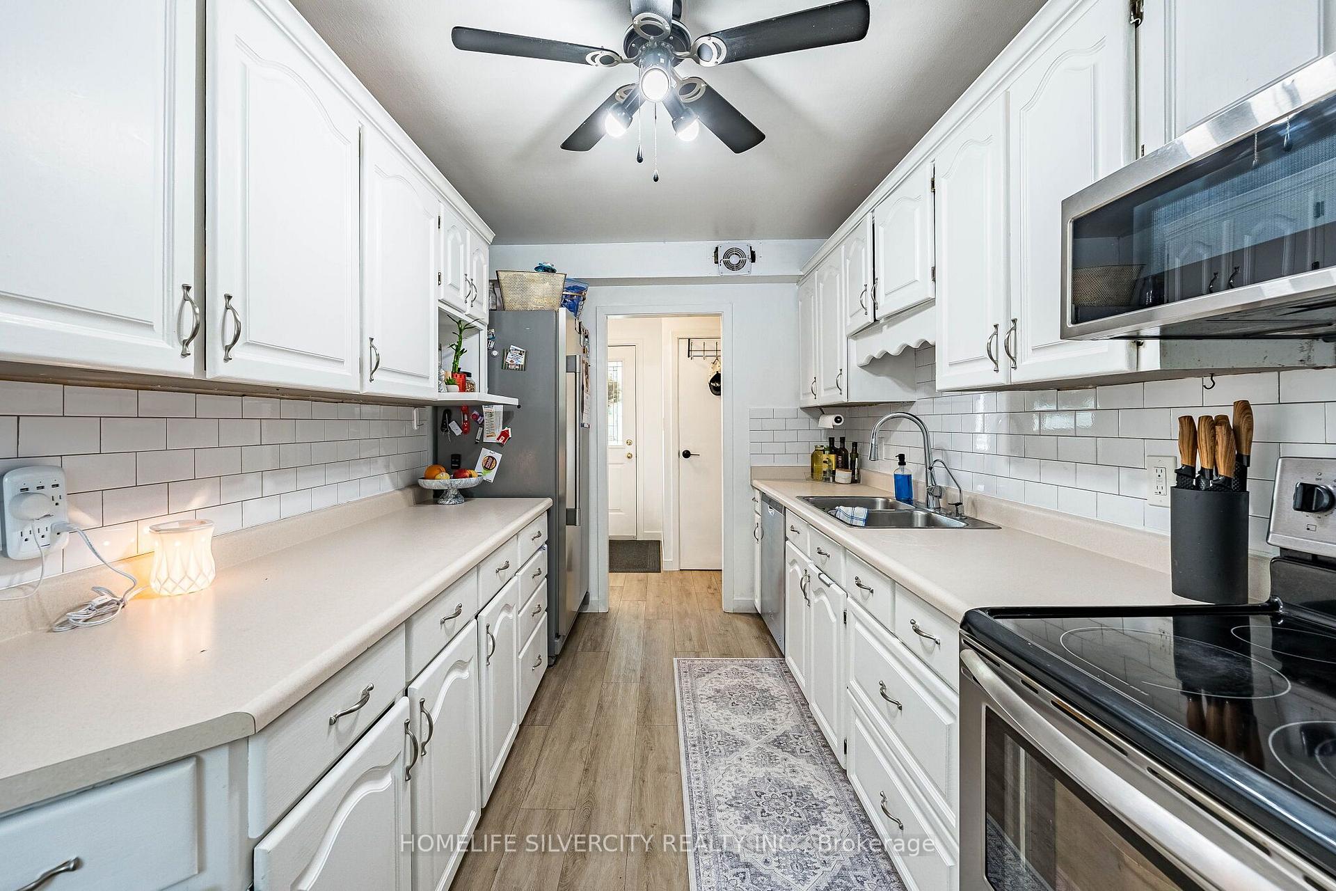 Photo 13 of 404 Andrew Street, Shelburne — HOMEH