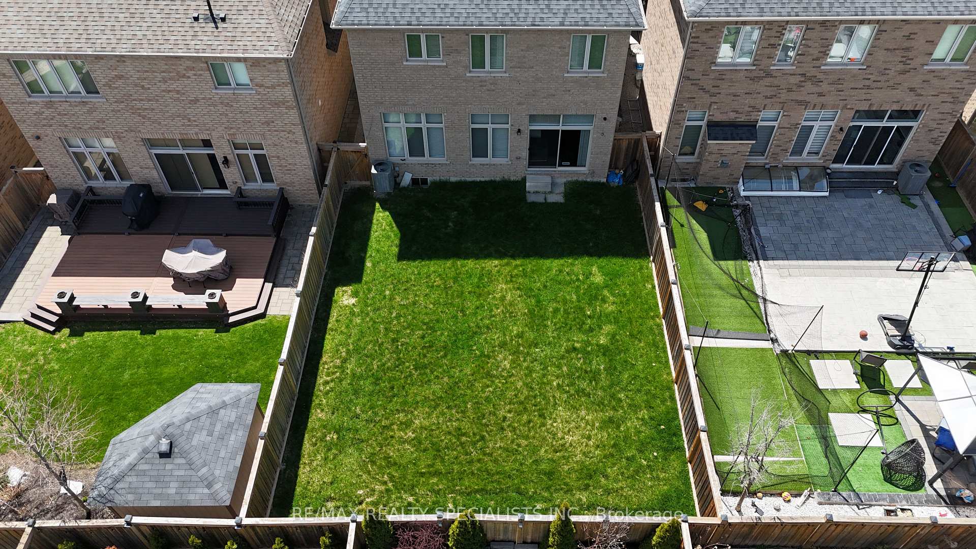 Photo 25 of 19 Dancing Waters Road, Brampton, Bram West — HOMEH