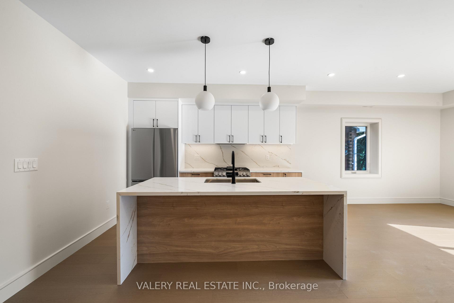 Photo 5 of Unit 2nd Floor, 131 Dovercourt Road, Toronto, Trinity-Bellwoods — HOMEH
