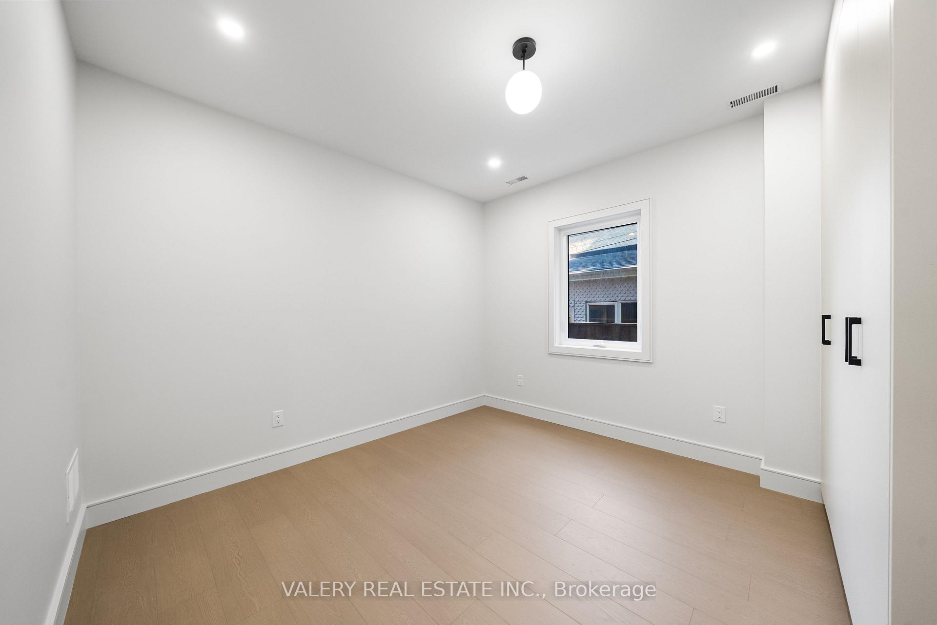 Photo 10 of Unit Main, 131 Dovercourt Road, Toronto, Trinity-Bellwoods — HOMEH