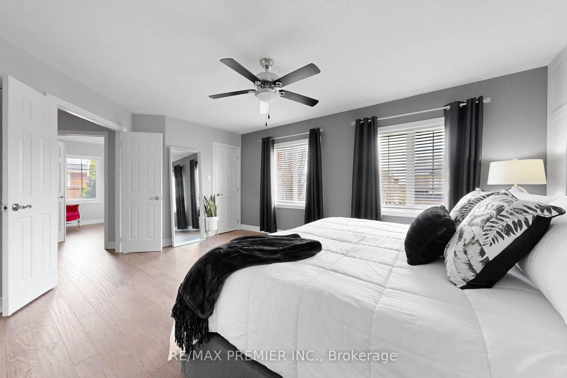 Photo 19 of 124 Kingsview Drive, Vaughan, Vellore Village — HOMEH