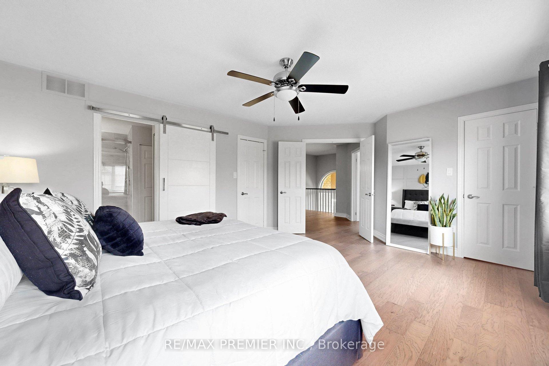 Photo 20 of 124 Kingsview Drive, Vaughan, Vellore Village — HOMEH