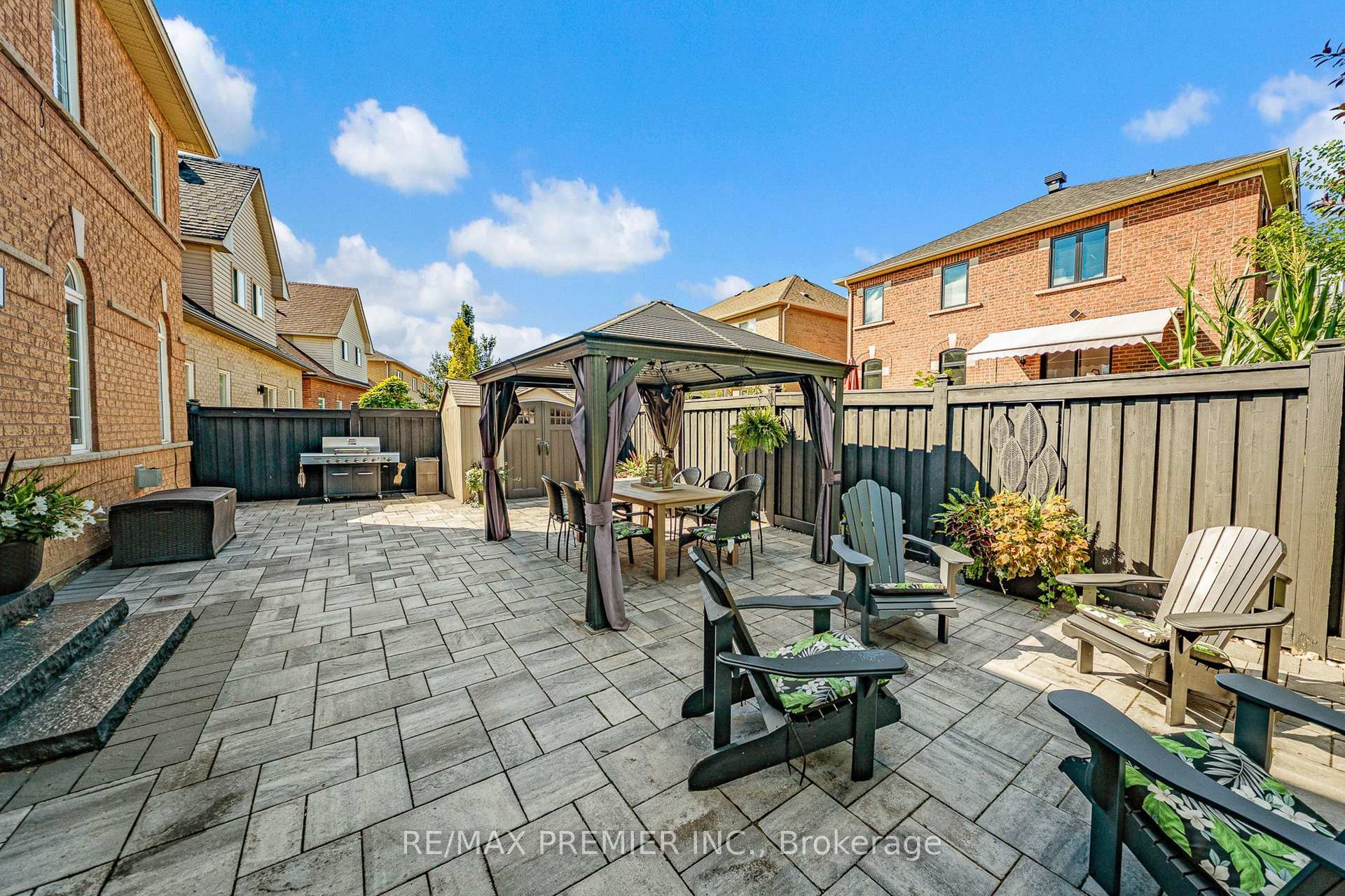 Photo 30 of 124 Kingsview Drive, Vaughan, Vellore Village — HOMEH