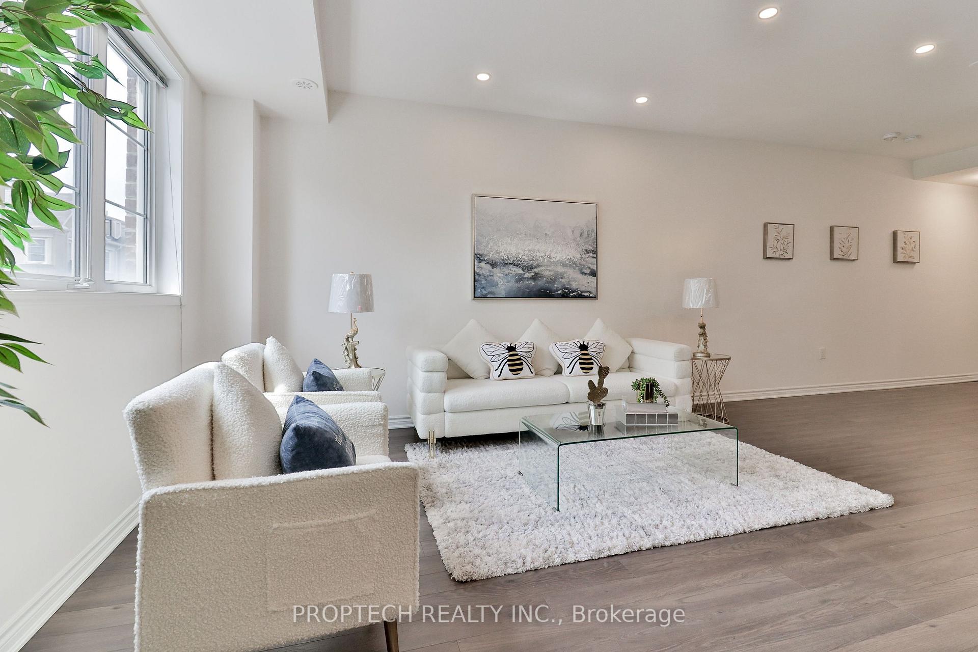 Photo 5 of 49 Frederick Wilson Avenue, Markham, Cornell — HOMEH