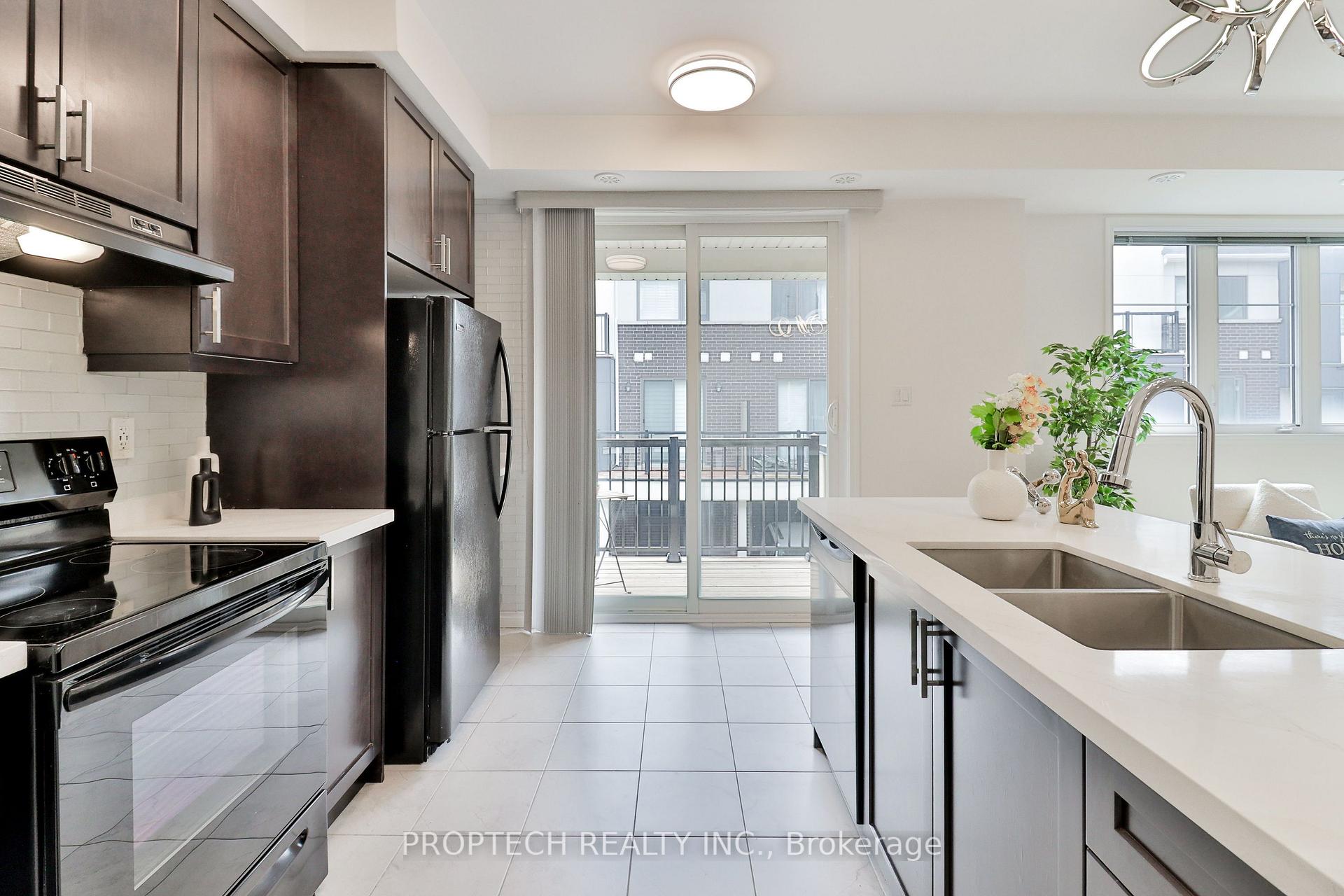 Photo 10 of 49 Frederick Wilson Avenue, Markham, Cornell — HOMEH