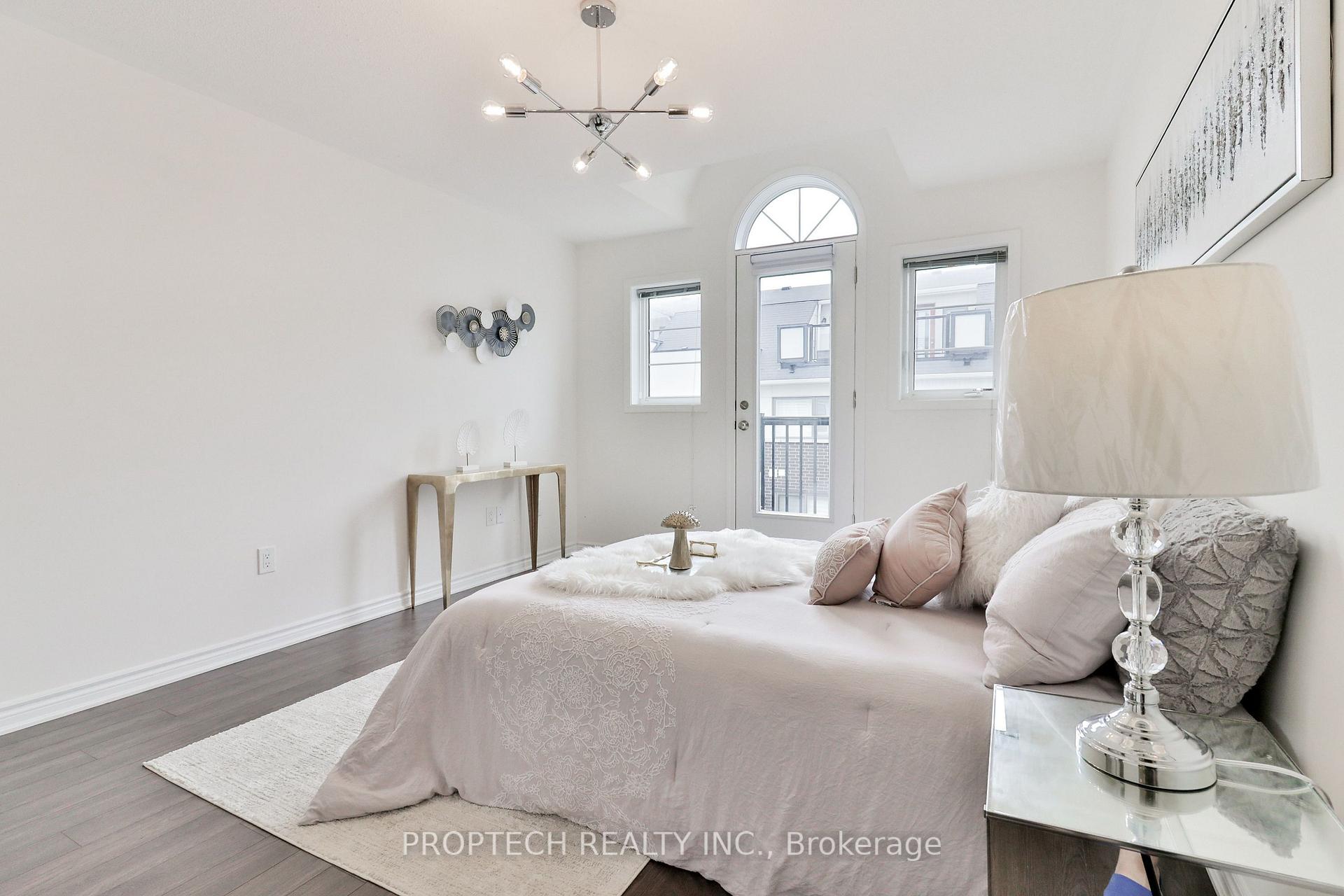 Photo 17 of 49 Frederick Wilson Avenue, Markham, Cornell — HOMEH
