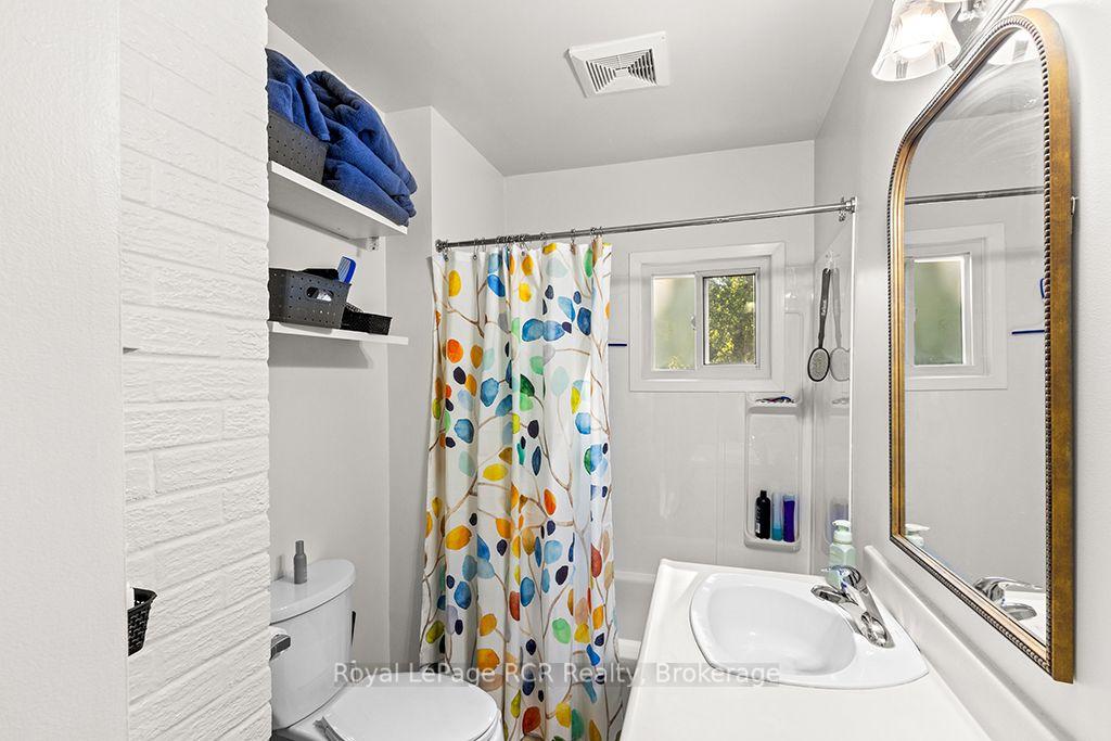 Photo 19 of 495376 Veterans Road S, Chatsworth — HOMEH