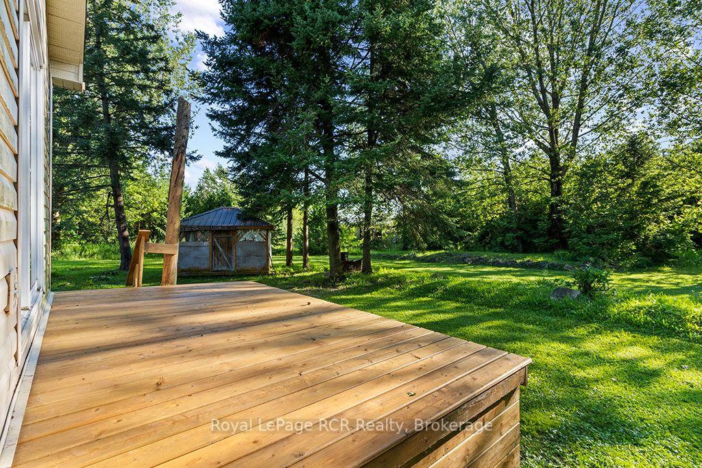 Photo 24 of 495376 Veterans Road S, Chatsworth — HOMEH